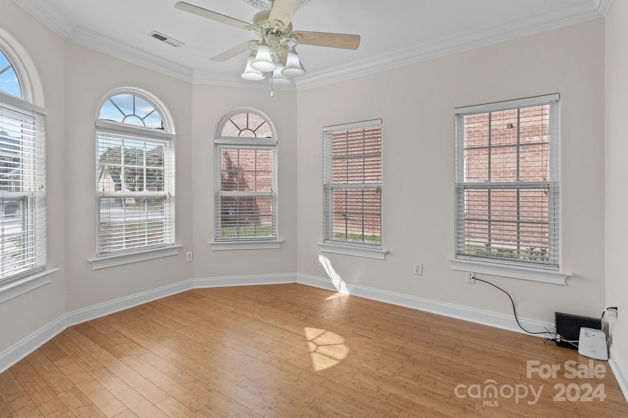 4532 Lanstone Court Property Photo 6