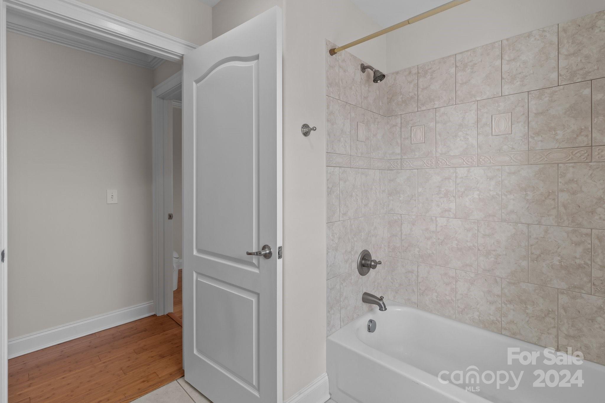 4532 Lanstone Court Property Photo 30