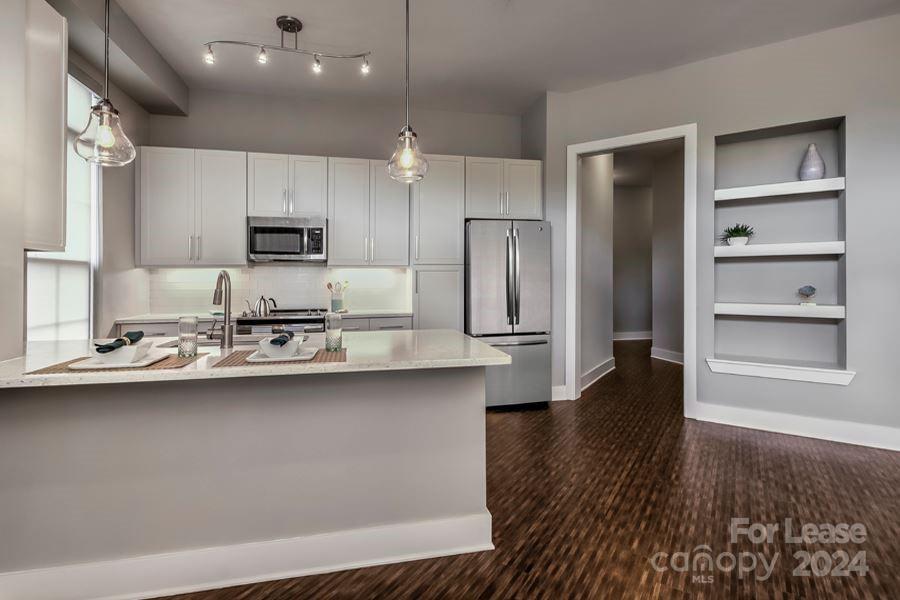 7420 N Rea Park Lane Torrey Pines I - Iv Property Photo 15