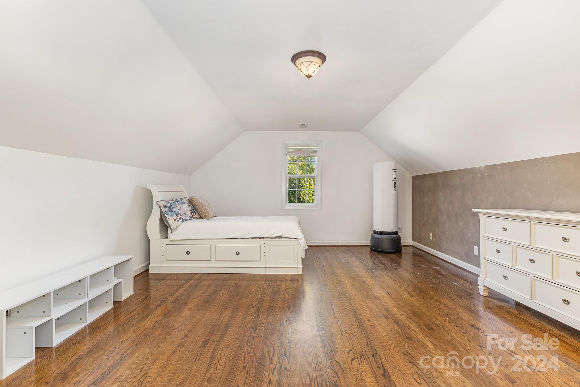9404 Perimeter Court Property Photo 24