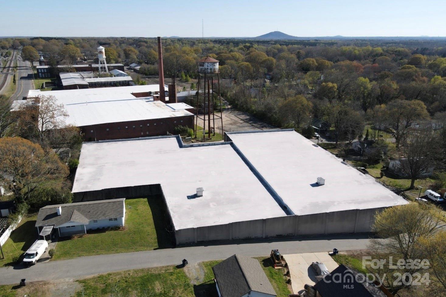 100 W Parkwood Street Property Photo 2