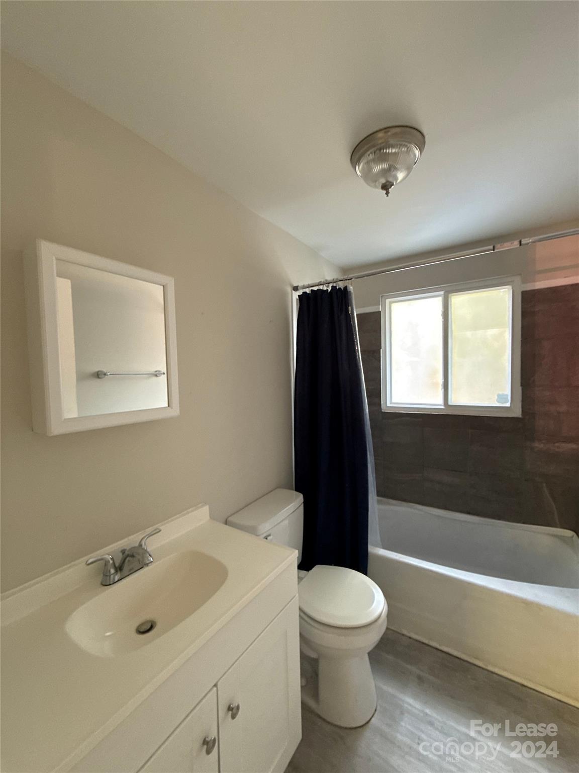 2700 Capitol Drive 1 Property Photo 6