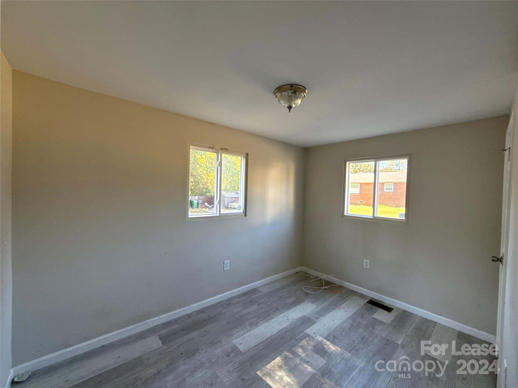 2700 Capitol Drive 1 Property Photo 8