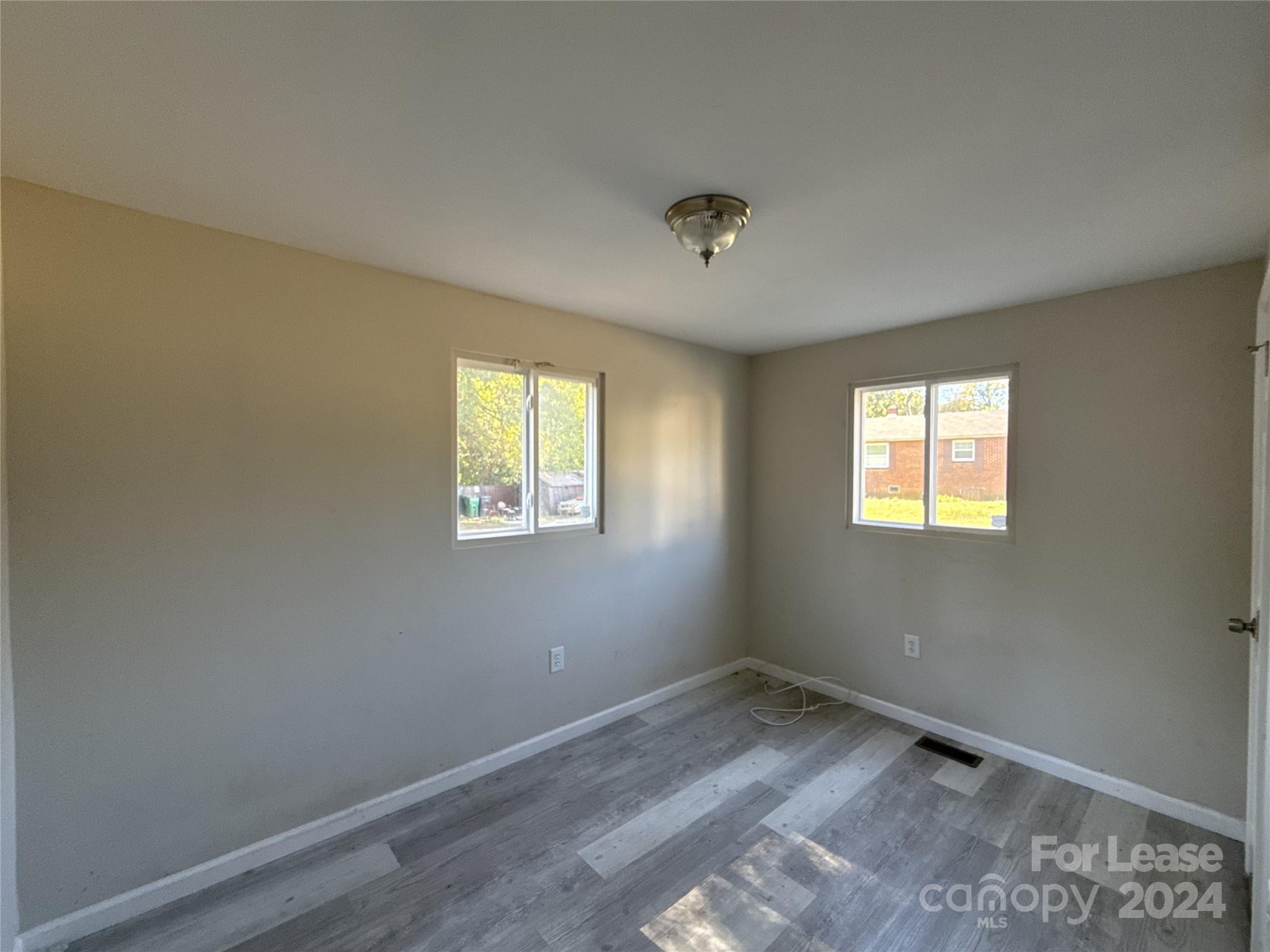 2700 Capitol Drive 1 Property Photo 9