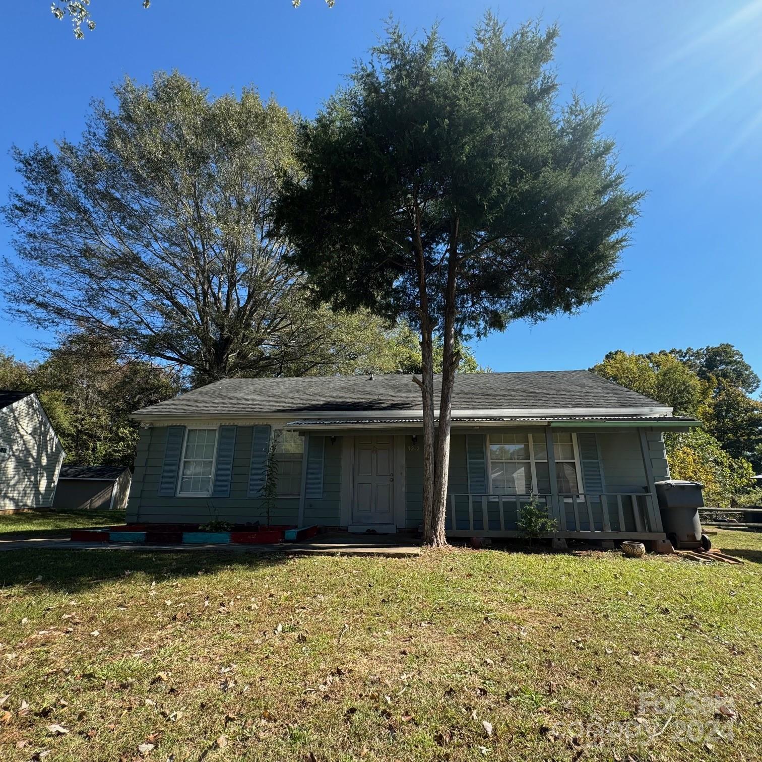 3212 Braewick Place Property Photo