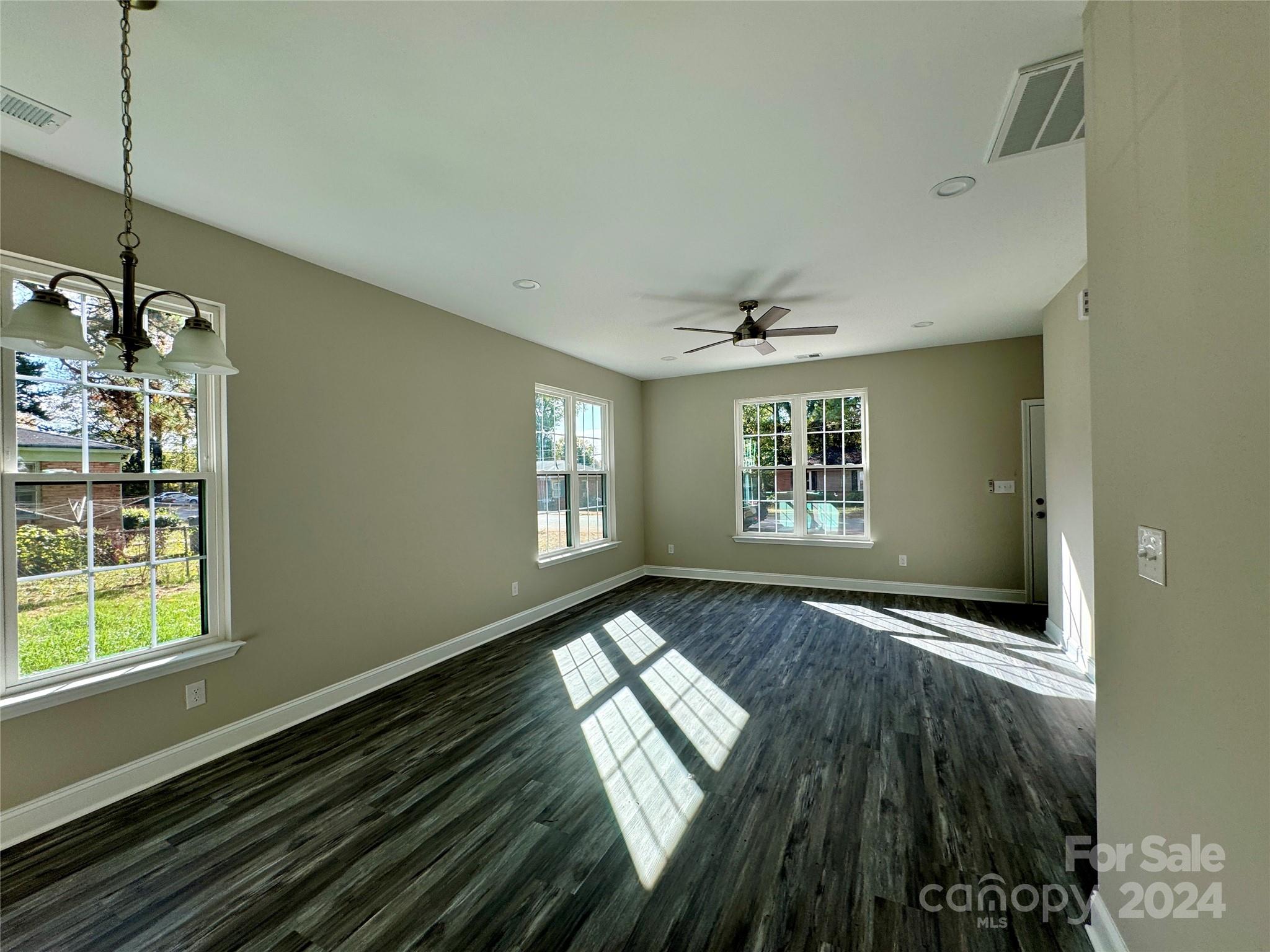 1712 Mcdonald Street Property Photo 9