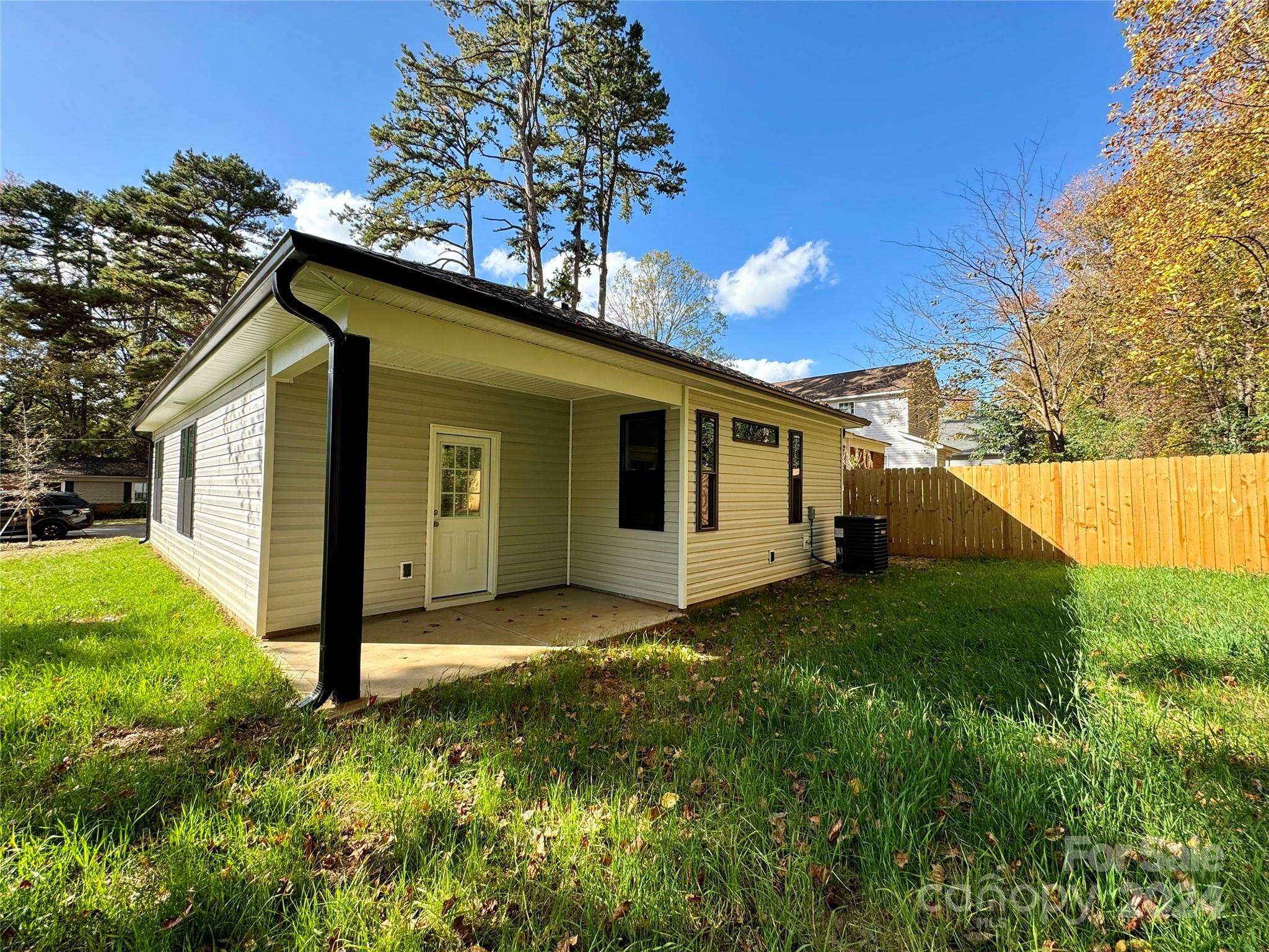 1712 Mcdonald Street Property Photo 31