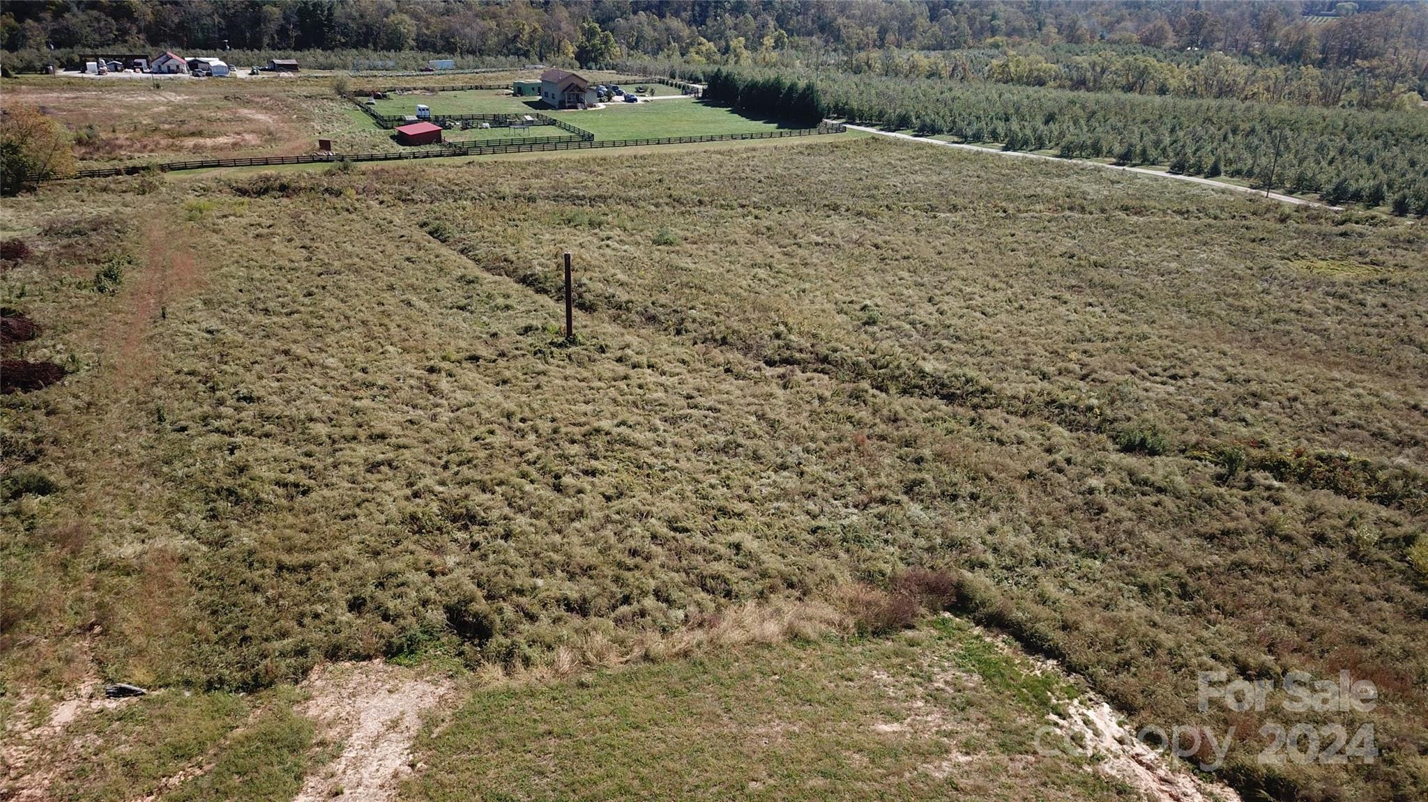 999 Pace Road Property Photo 2