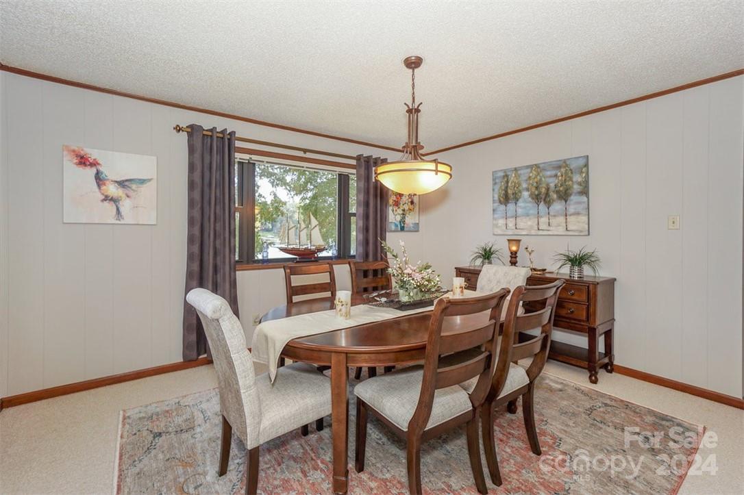 459 Kenway Loop Property Photo 13