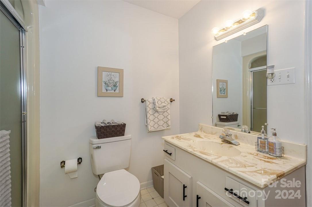 459 Kenway Loop Property Photo 16