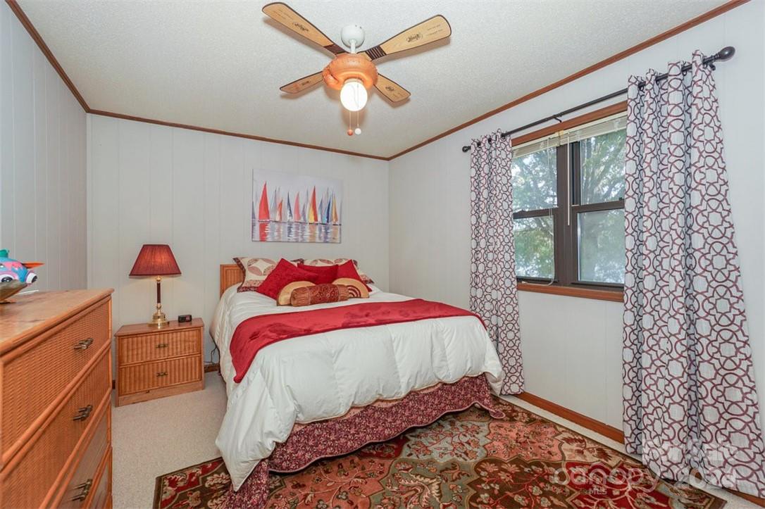 459 Kenway Loop Property Photo 17