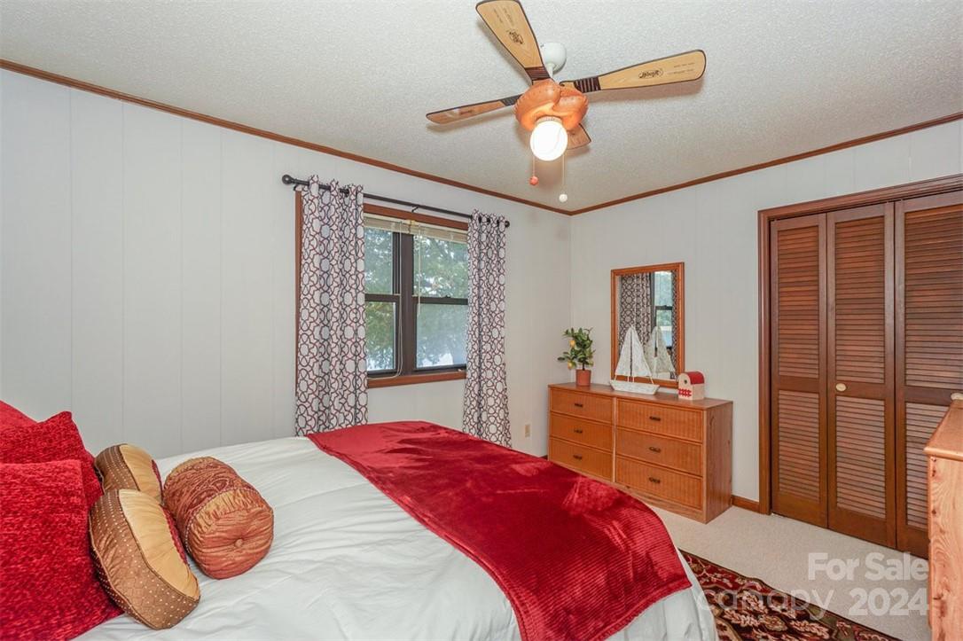 459 Kenway Loop Property Photo 18