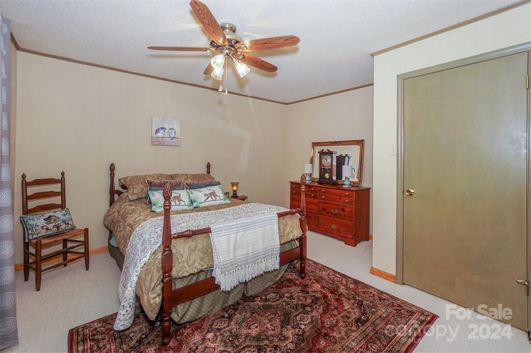 459 Kenway Loop Property Photo 19