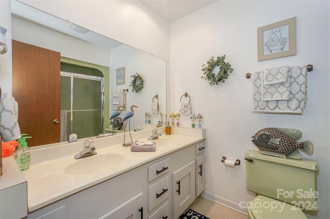 459 Kenway Loop Property Photo 20