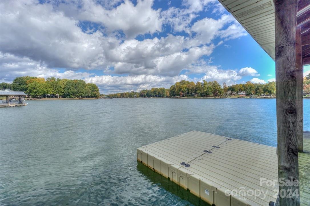 459 Kenway Loop Property Photo 38