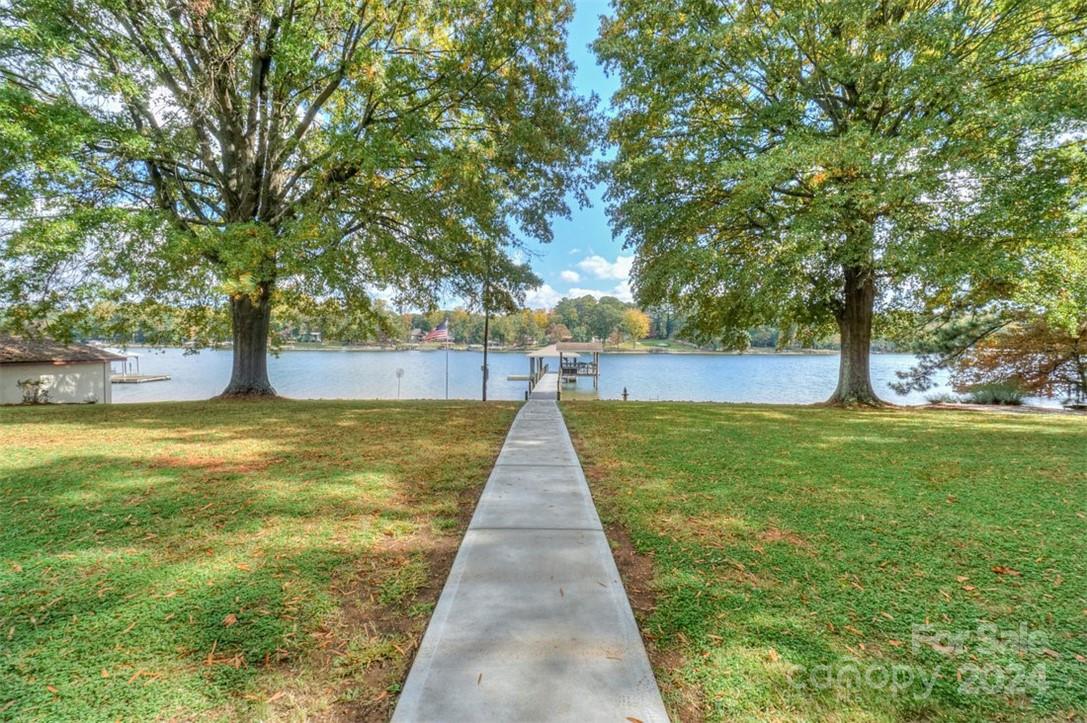 459 Kenway Loop Property Photo 44