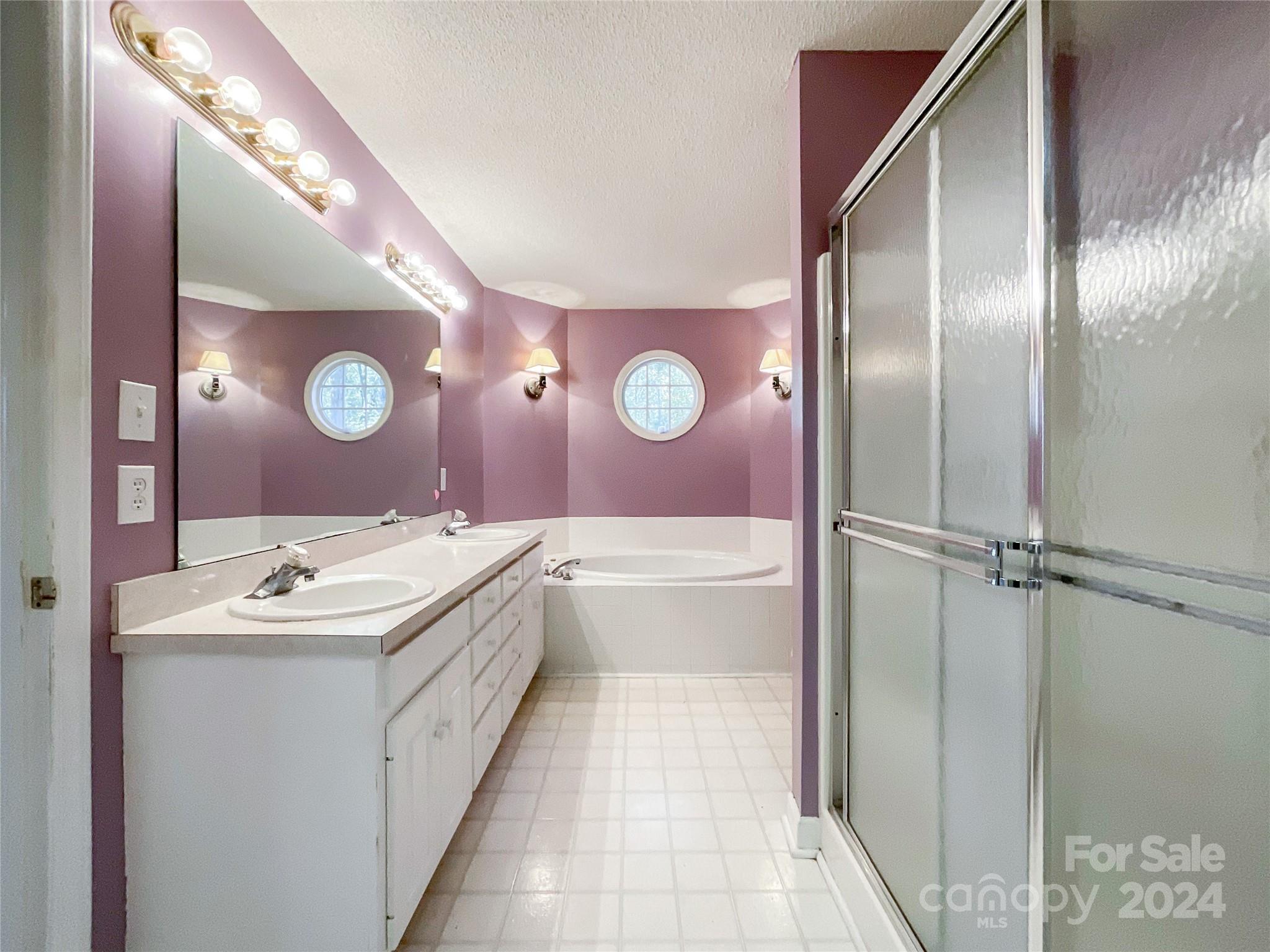 3018 Castlebrook Drive Property Photo 27