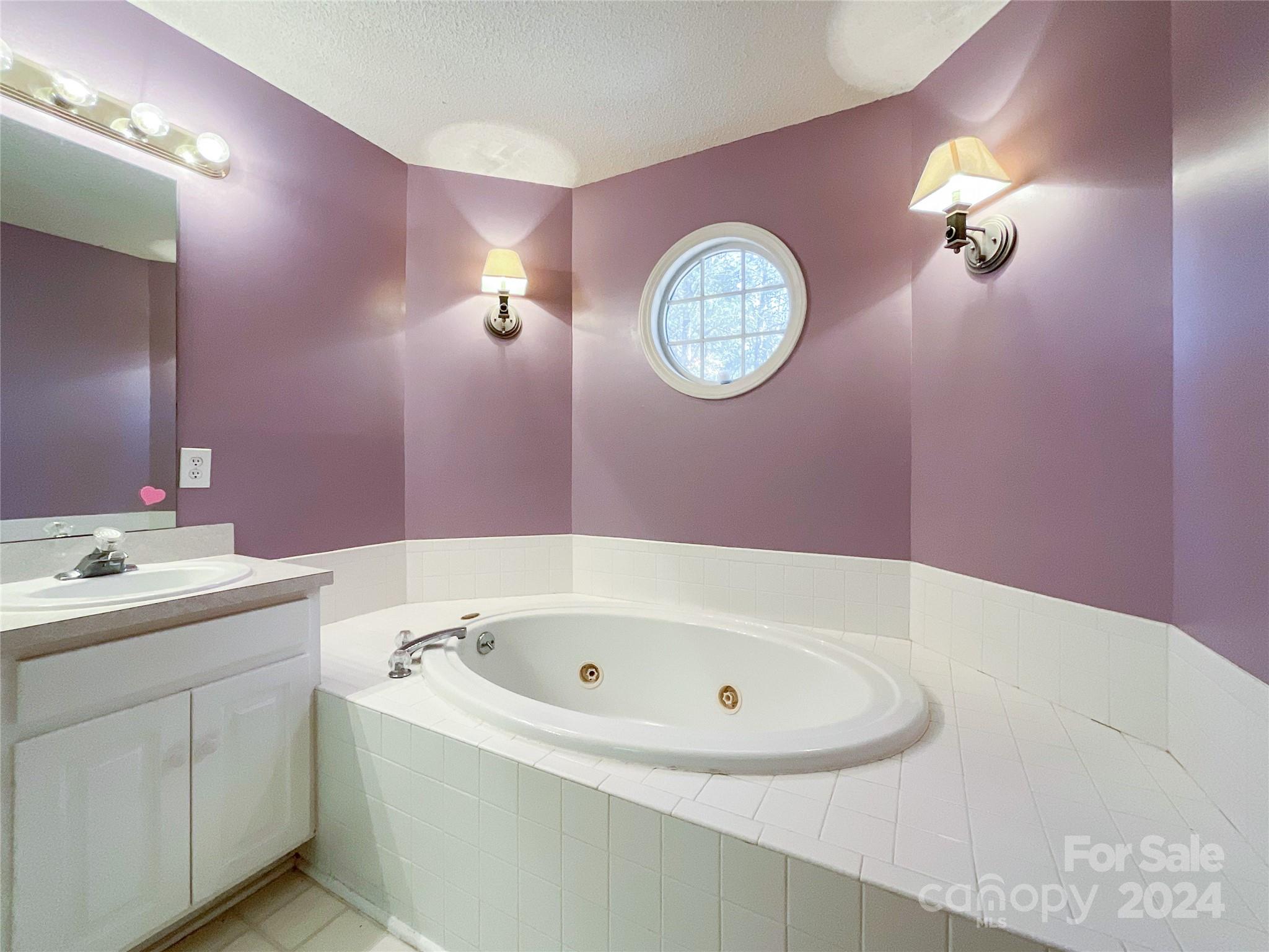 3018 Castlebrook Drive Property Photo 28