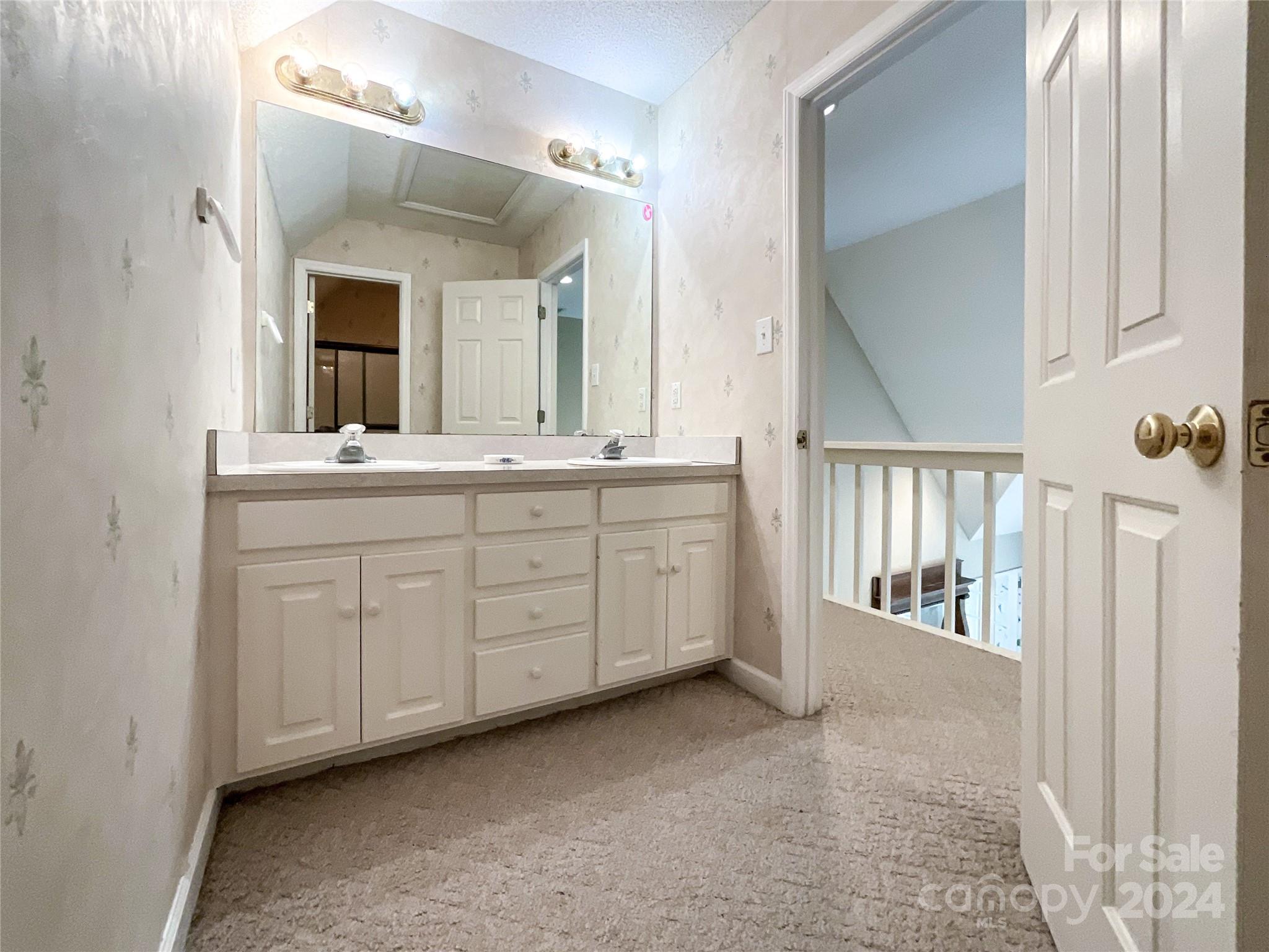 3018 Castlebrook Drive Property Photo 31