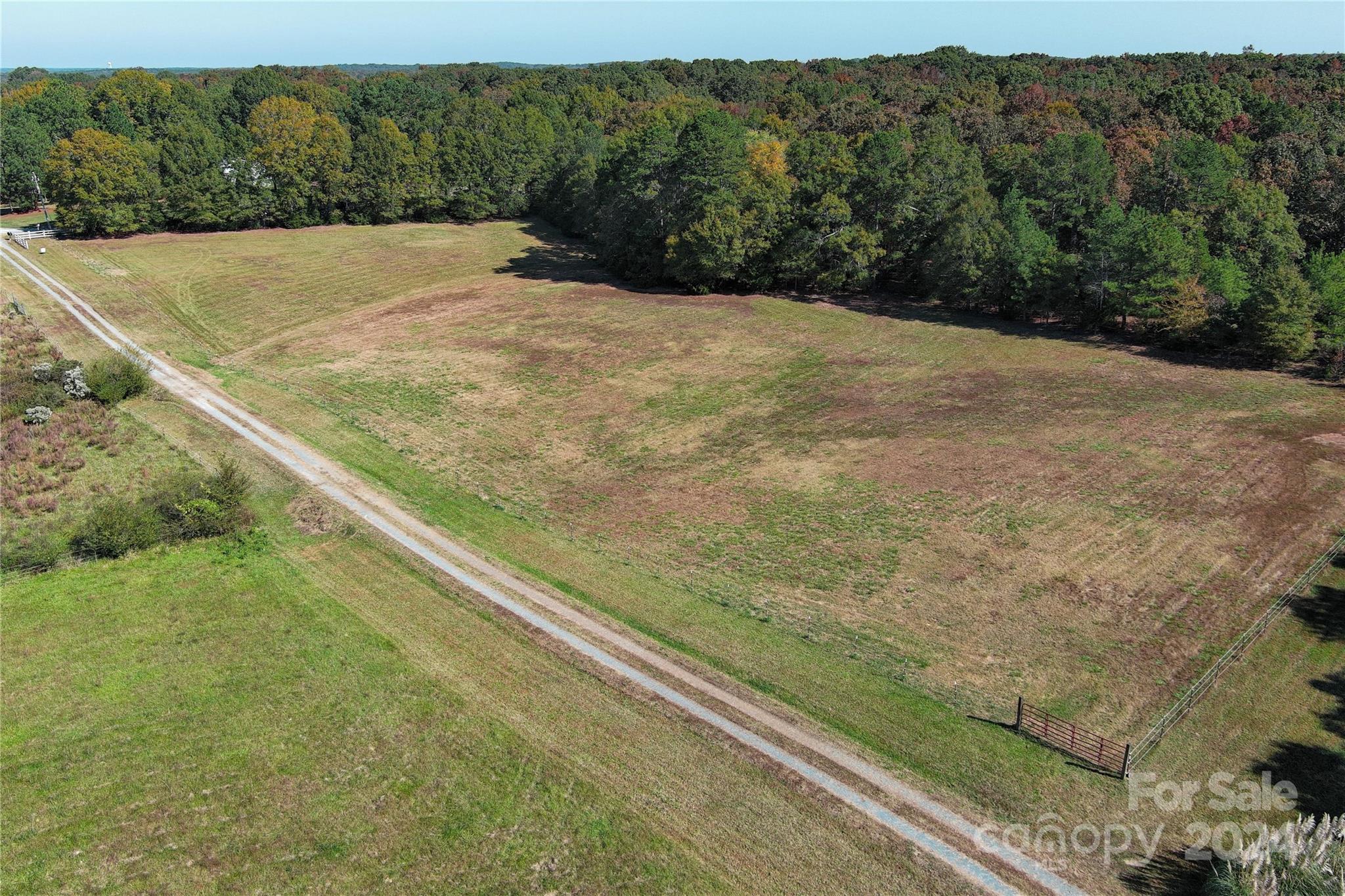 3018 Castlebrook Drive Property Photo 45