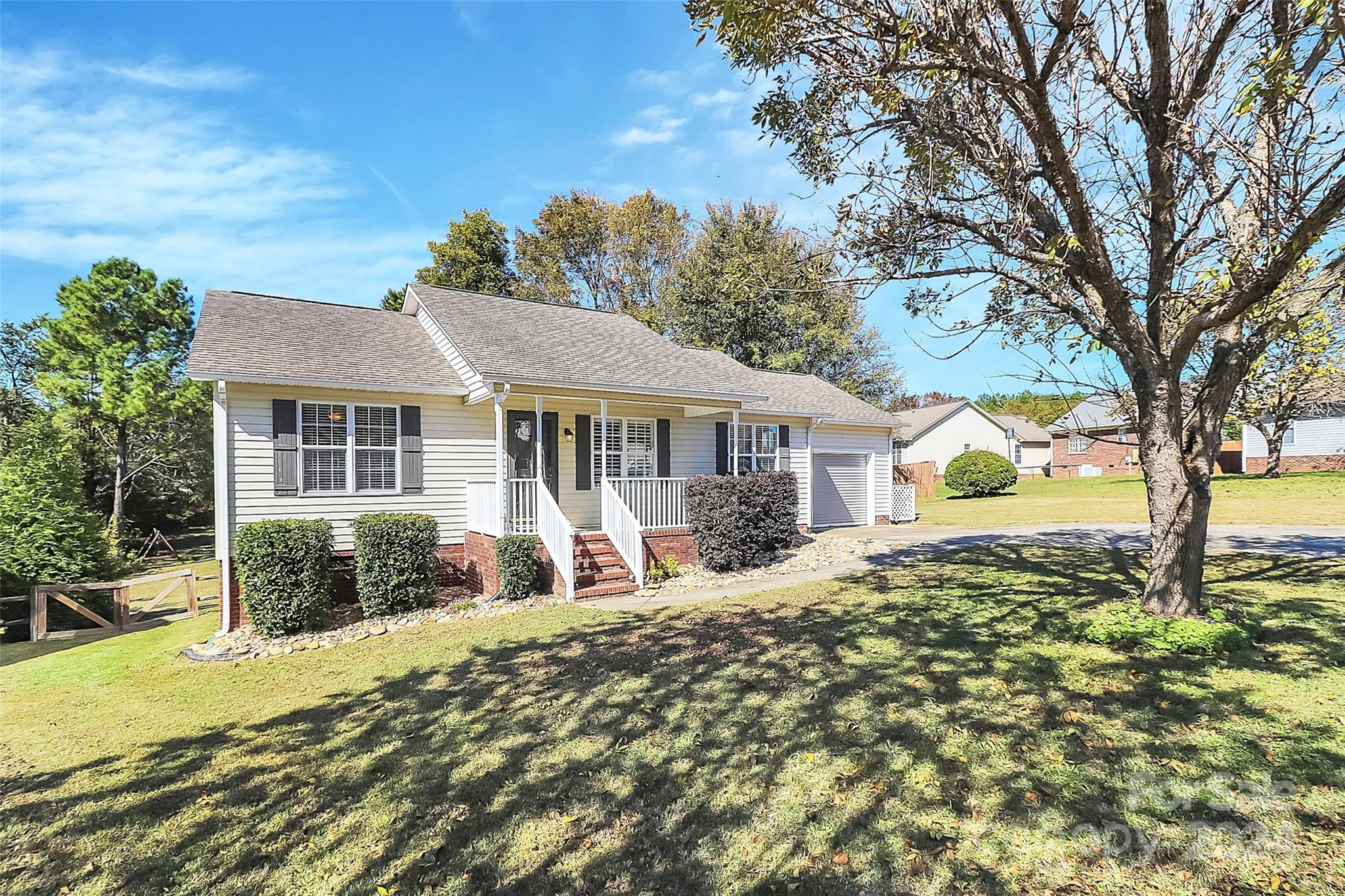 Braxton Estates Real Estate Listings Main Image