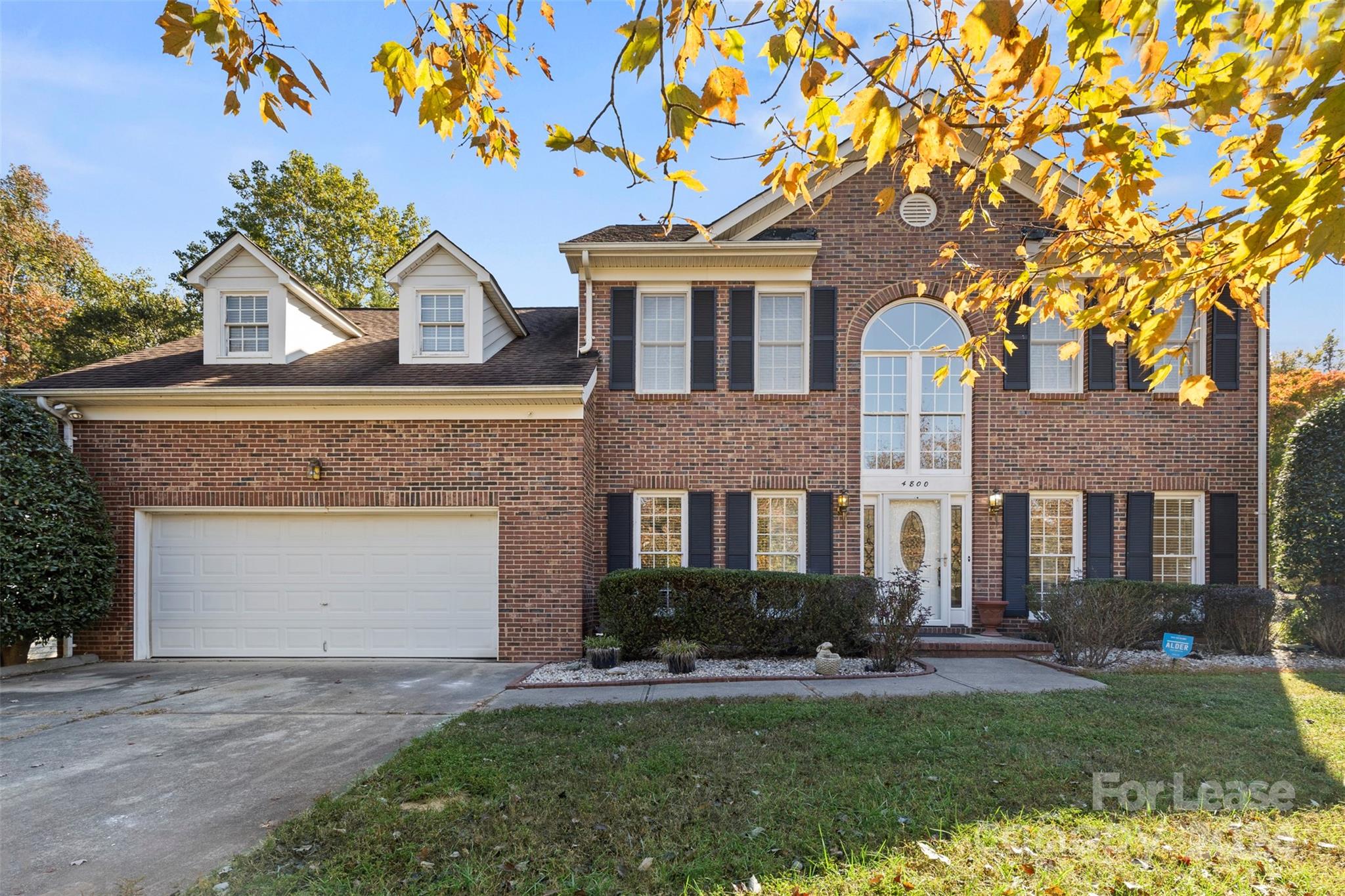 4800 Oak Bend Court Property Photo