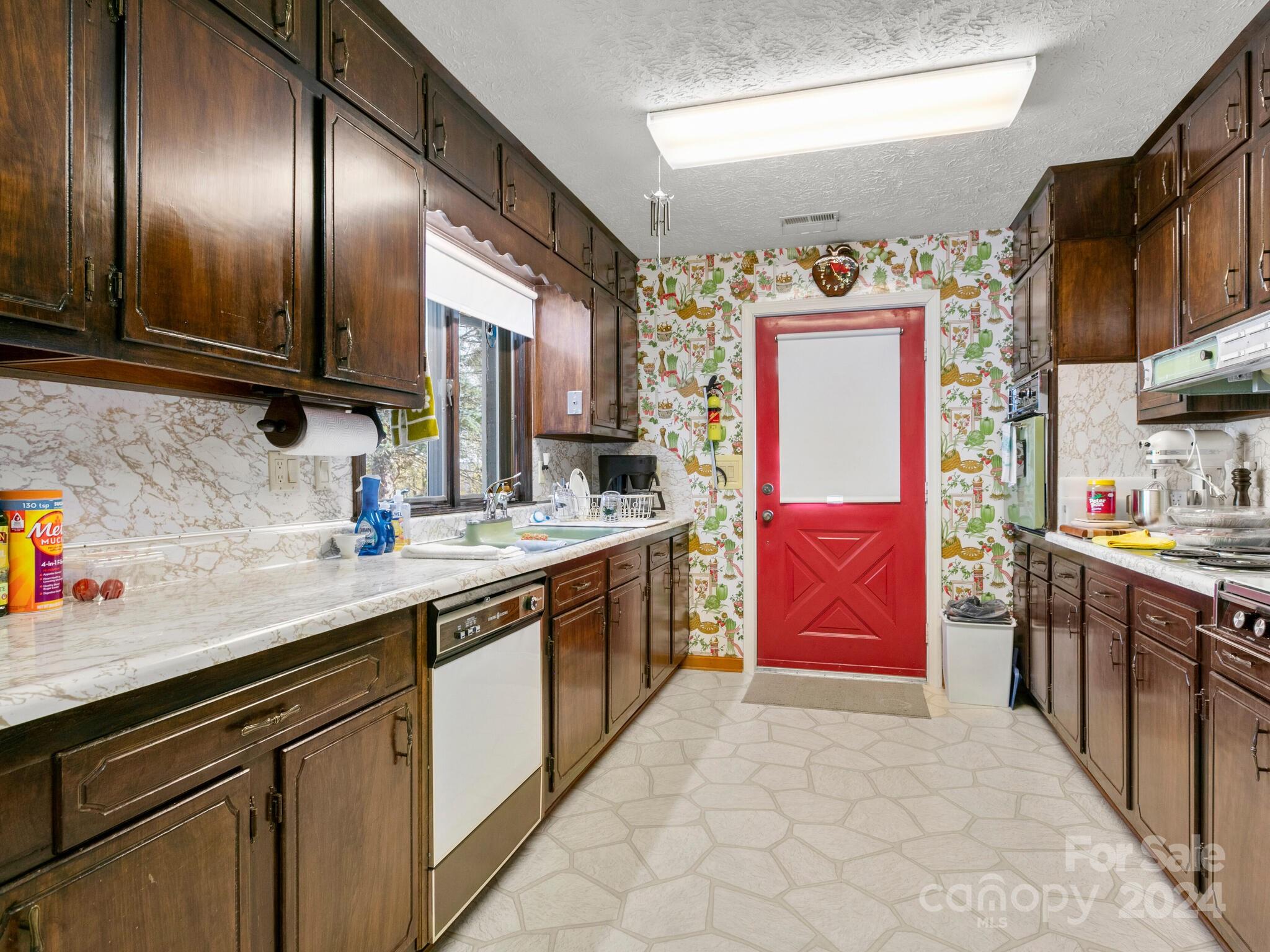 5481 Greenville Highway Property Photo 17