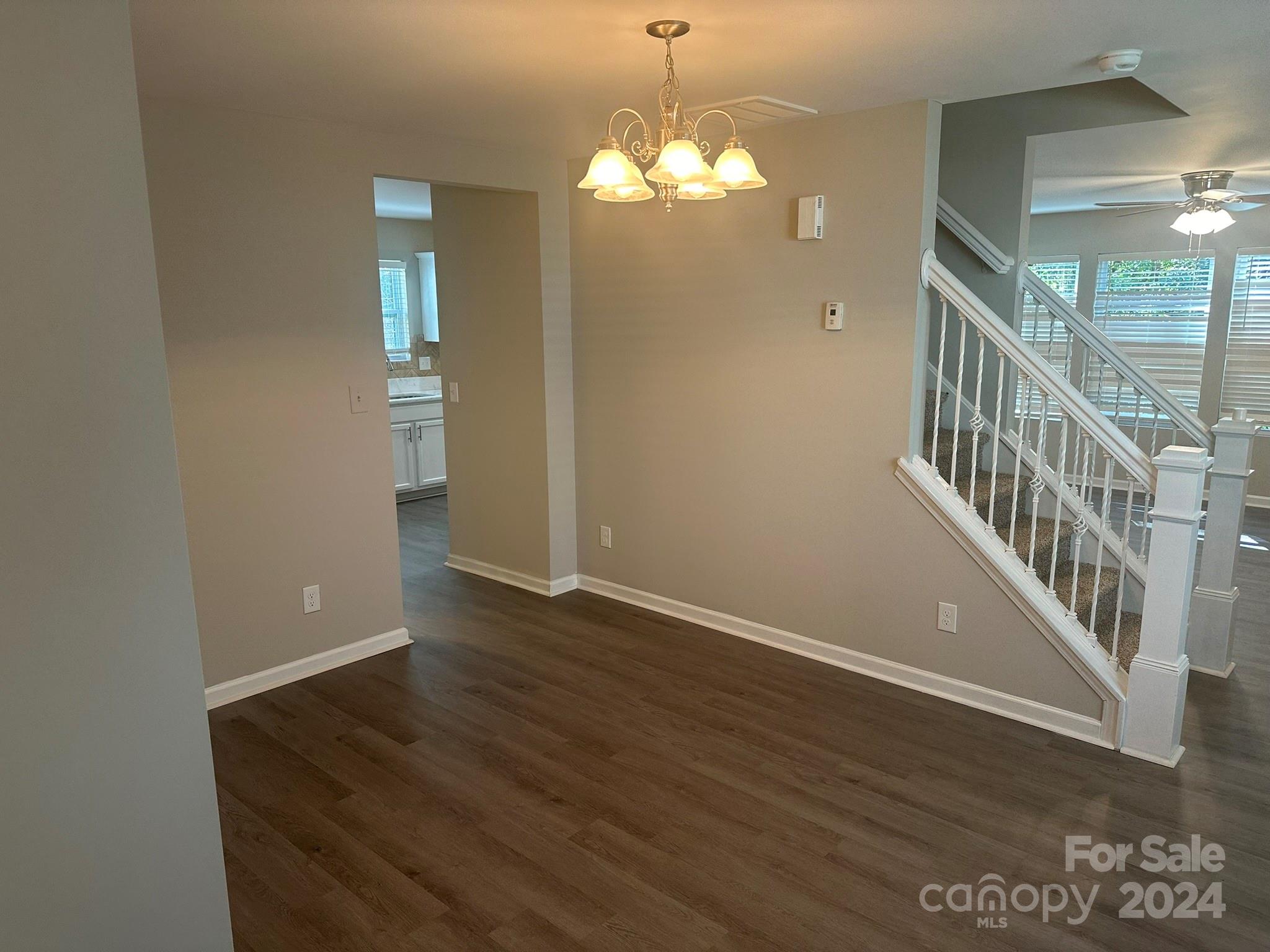 5907 Fazenda Drive Property Photo 6
