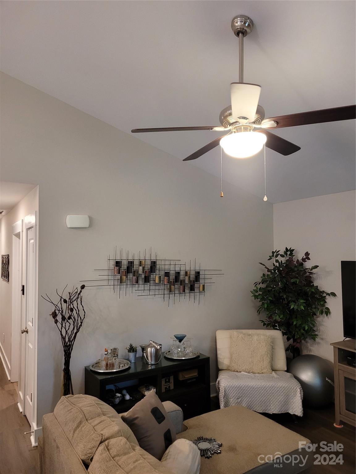 1025 Old Charlotte Road Property Photo 3