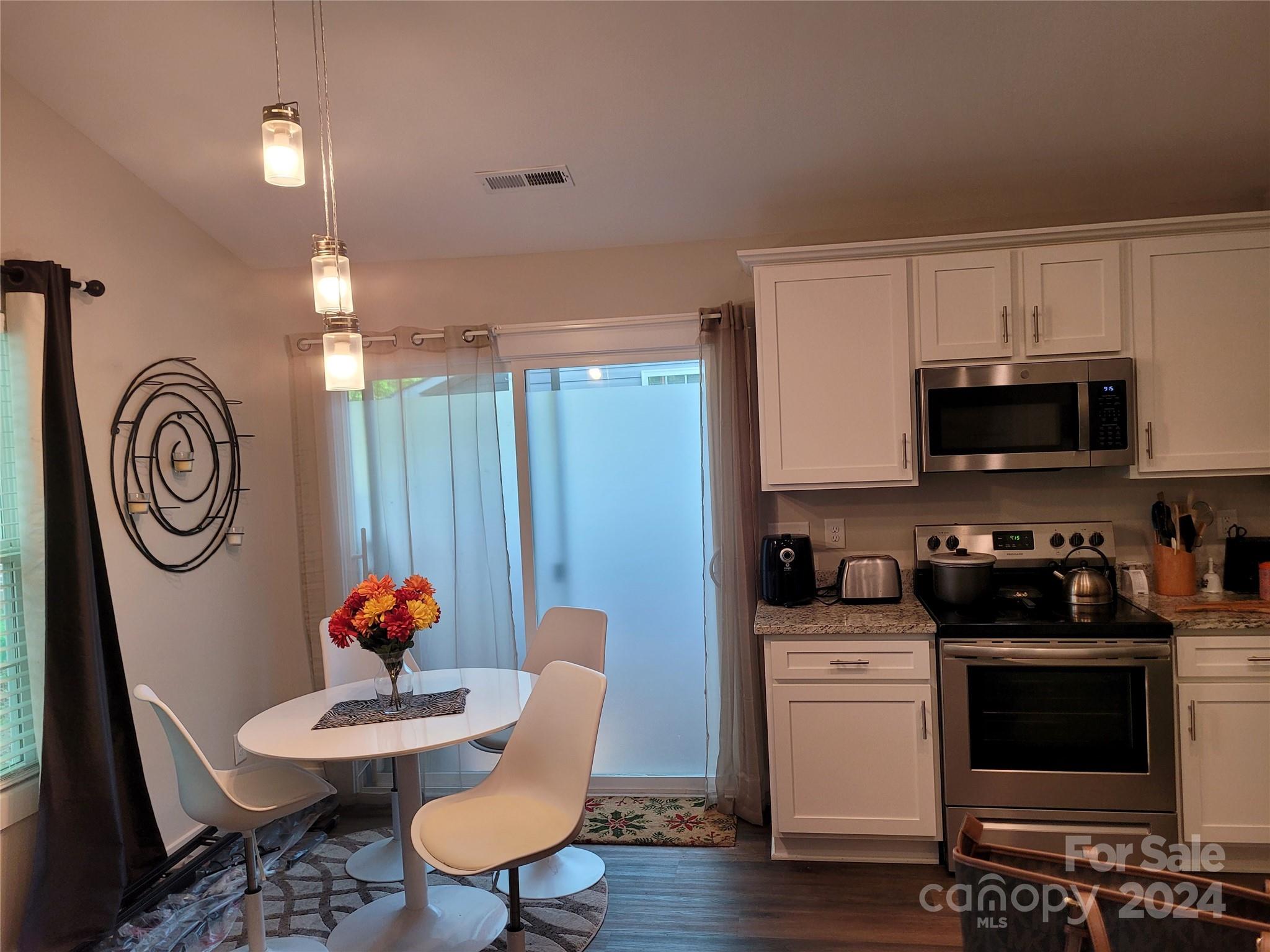 1025 Old Charlotte Road Property Photo 4