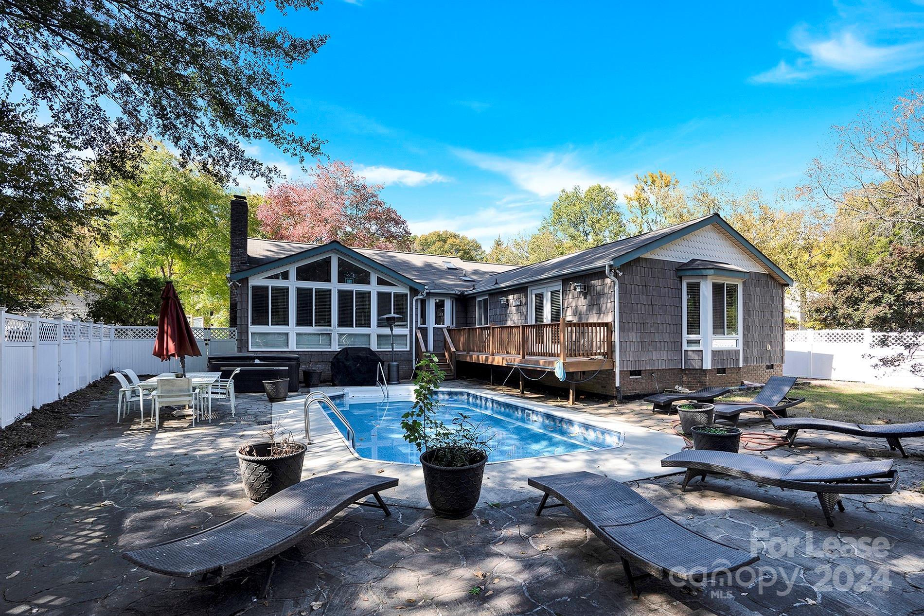 7314 Brigmore Drive Property Photo 12