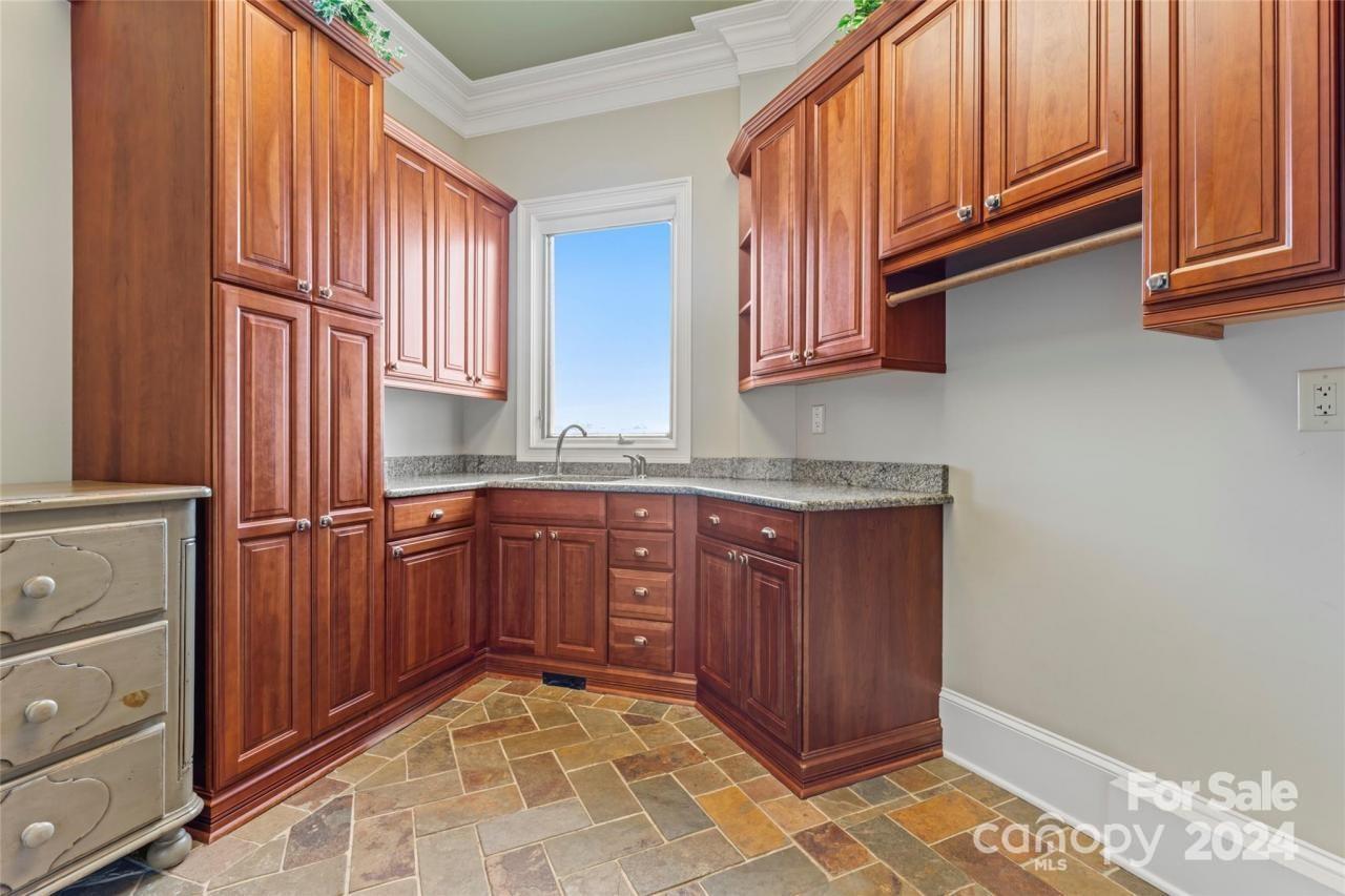 590 Tuckertown Road Property Photo 23