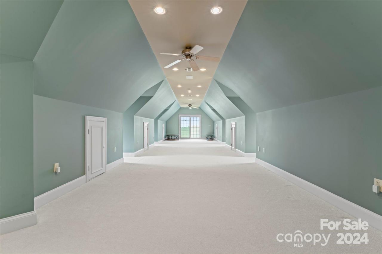 590 Tuckertown Road Property Photo 27