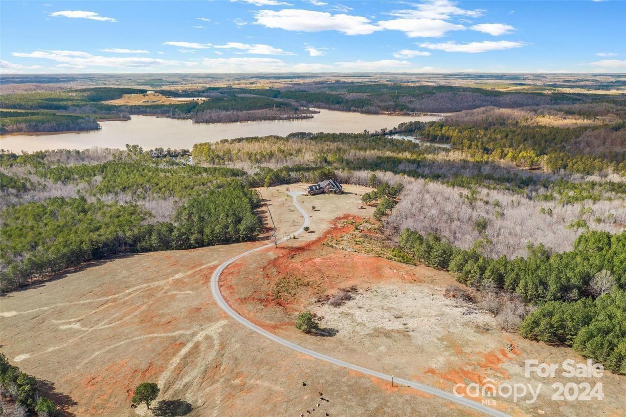 590 Tuckertown Road Property Photo 45