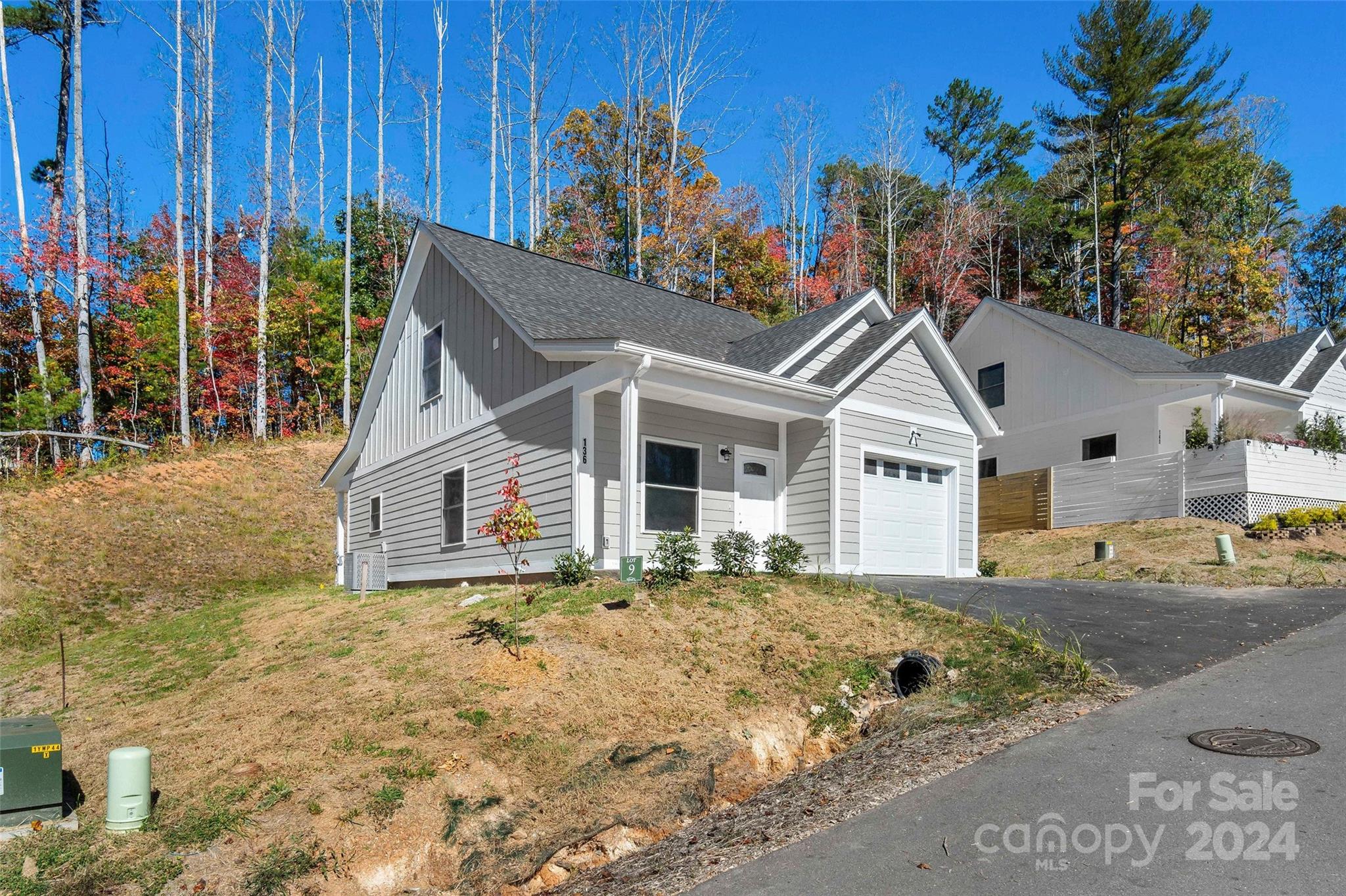 136 Northbend Drive Property Photo 3