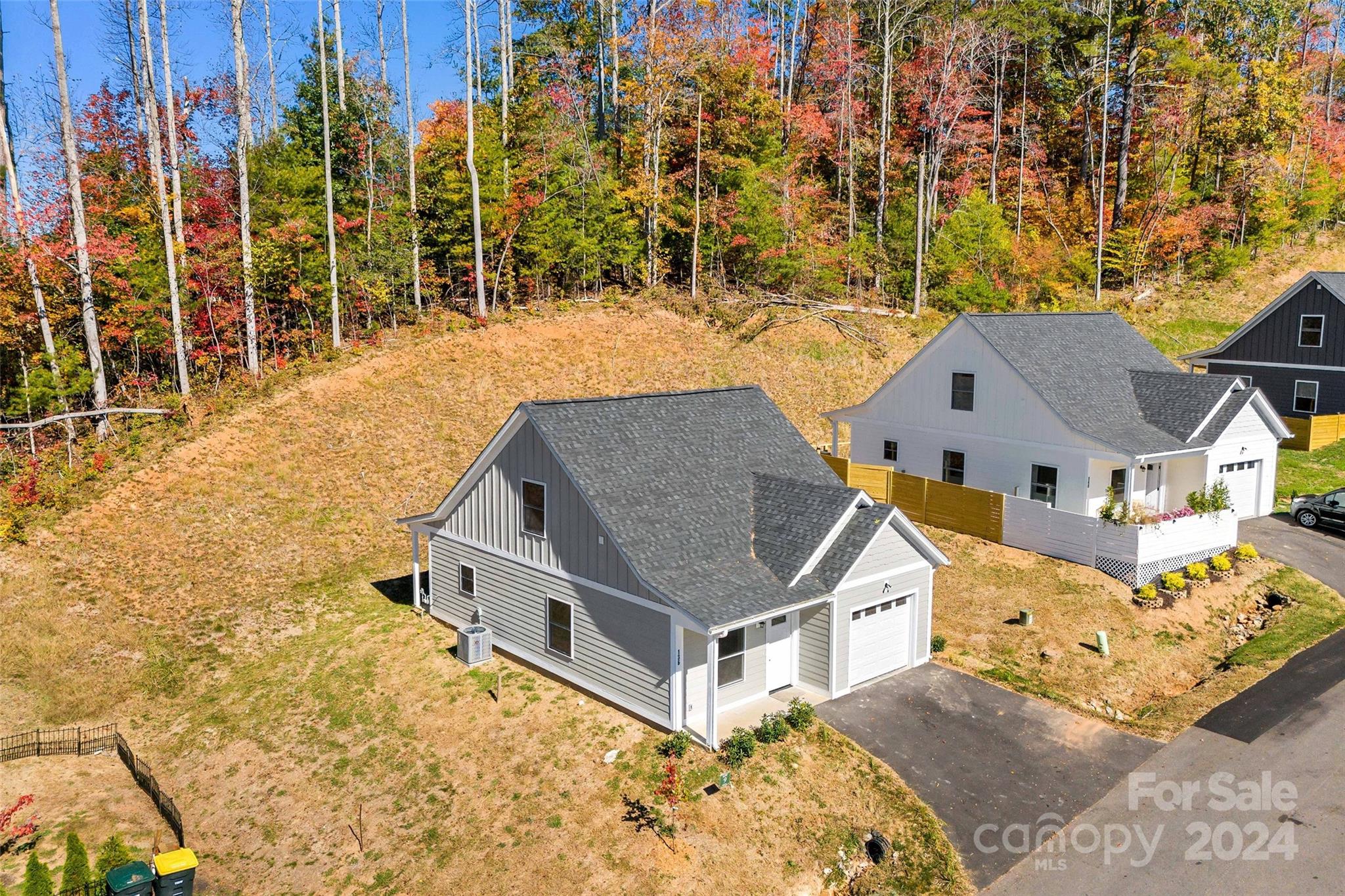 136 Northbend Drive Property Photo 4