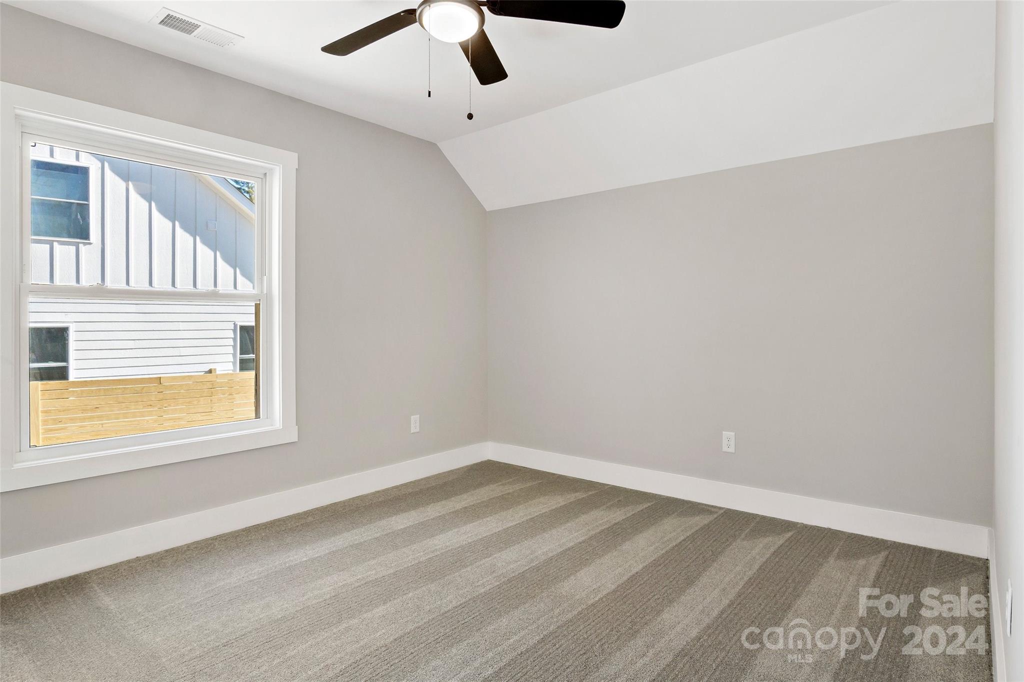 136 Northbend Drive Property Photo 26
