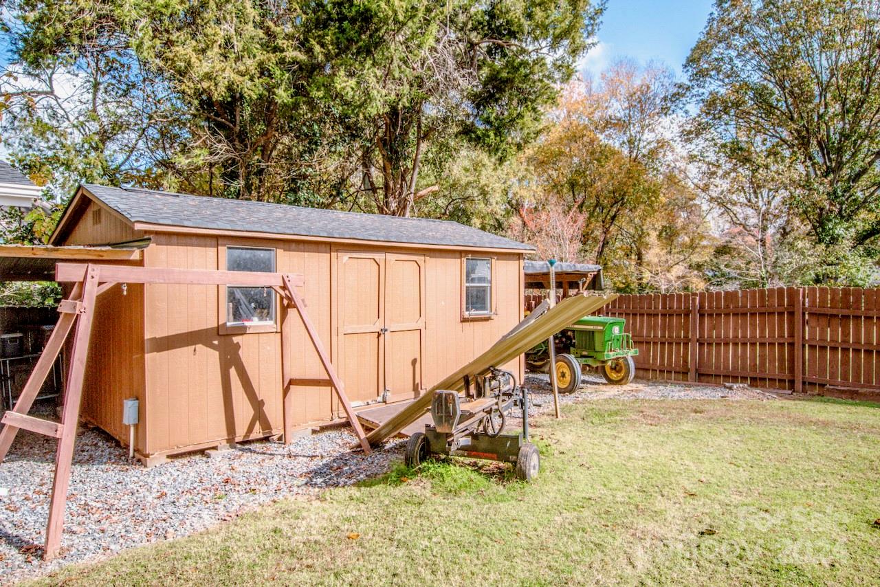 834 Brookwood Drive Property Photo 41