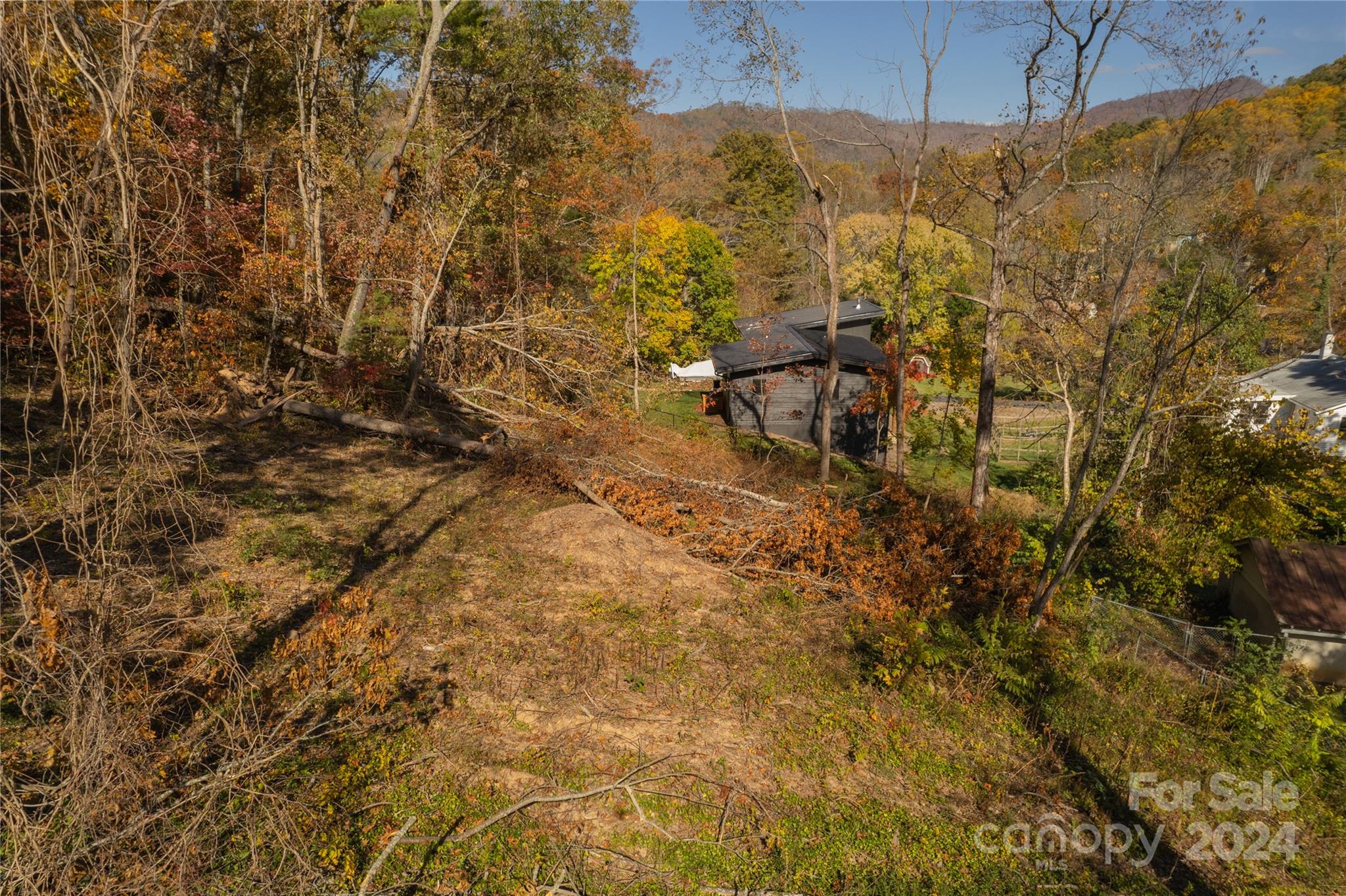 13 Bassett Road Property Photo 5