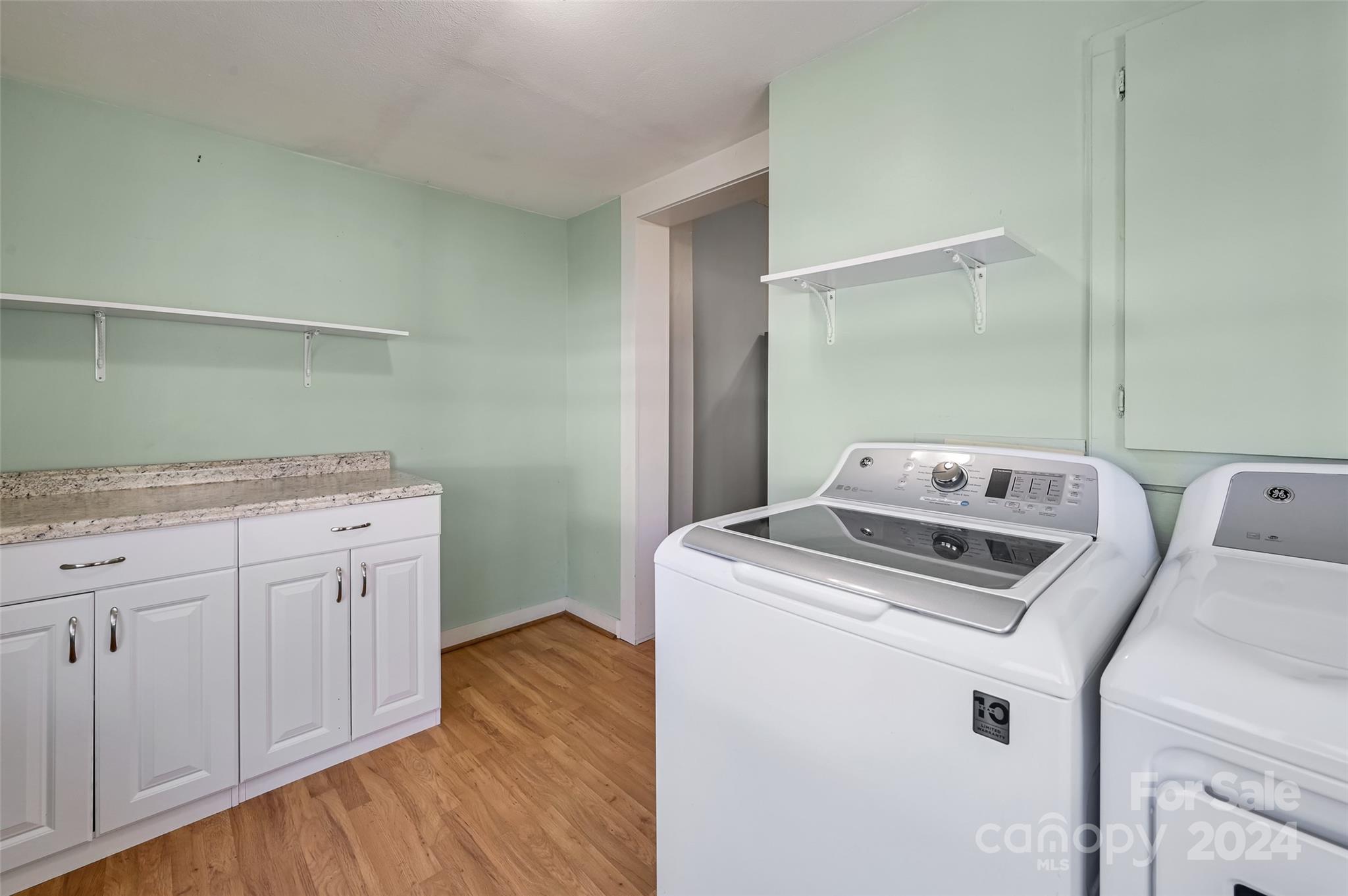 66 And 68 Lamplighter Lane Property Photo 18