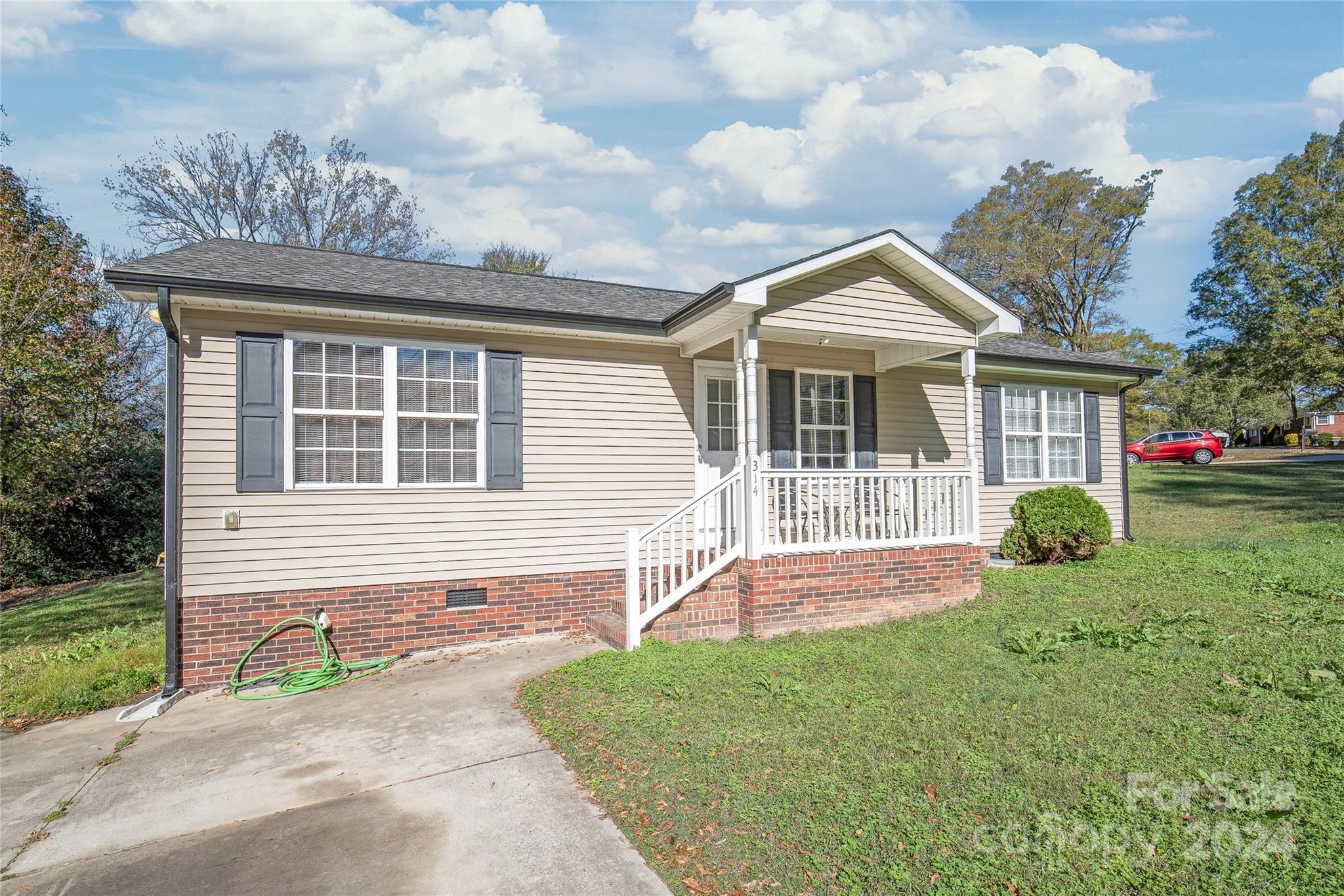 314 Echo Avenue Property Photo