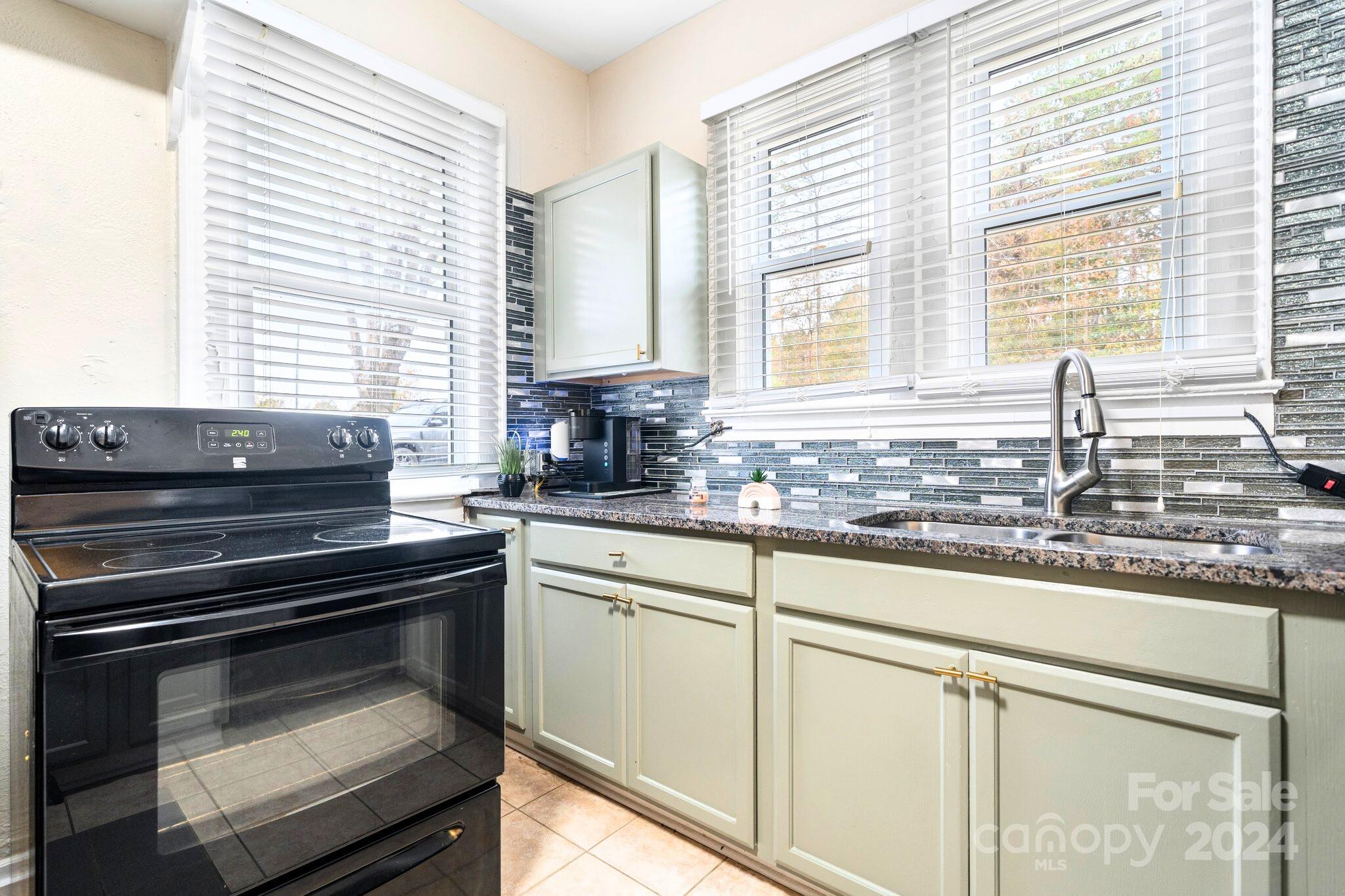 3635 Tryon Courthouse Road Property Photo 4