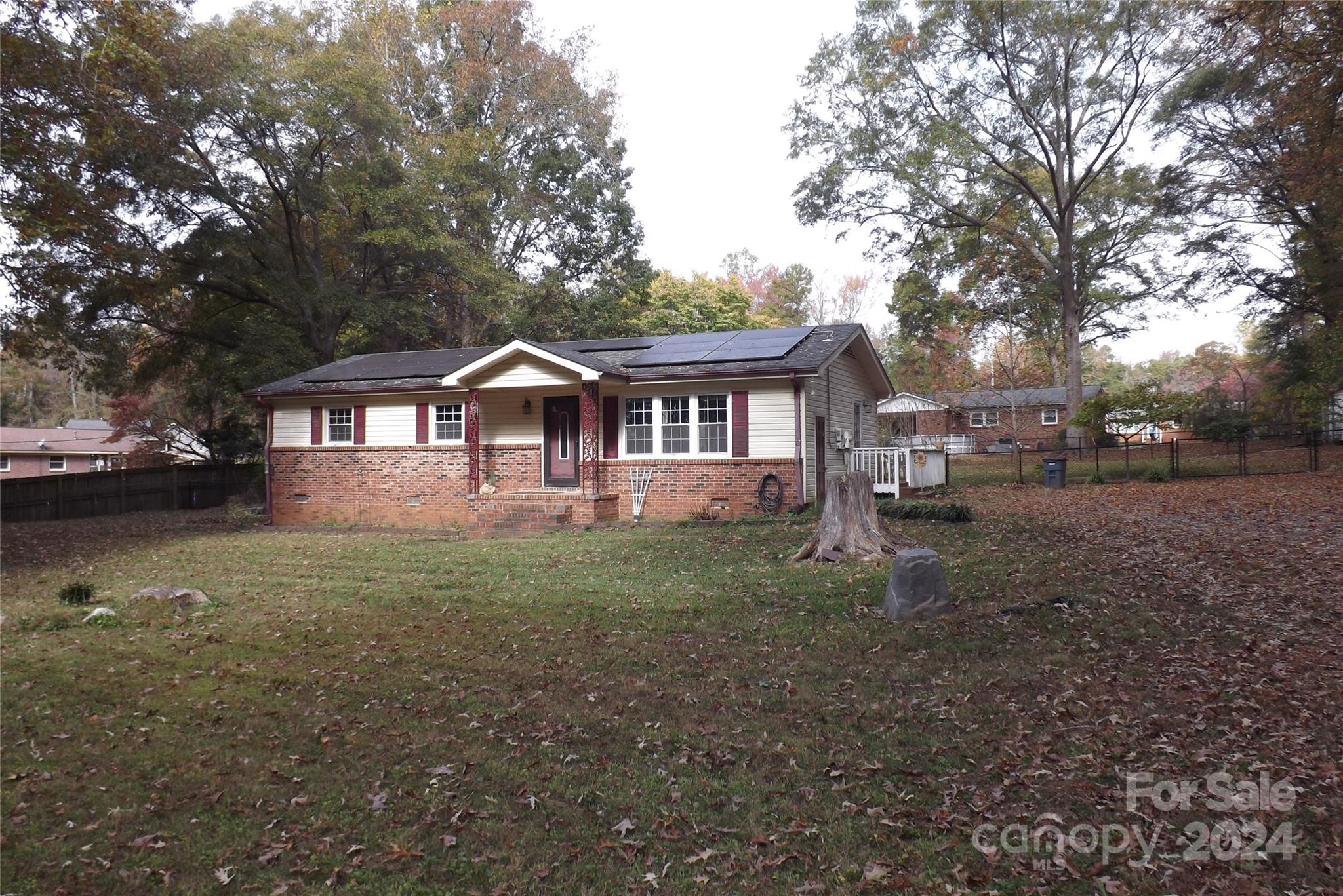 1572 W Lakewood Drive 19 Property Photo 2
