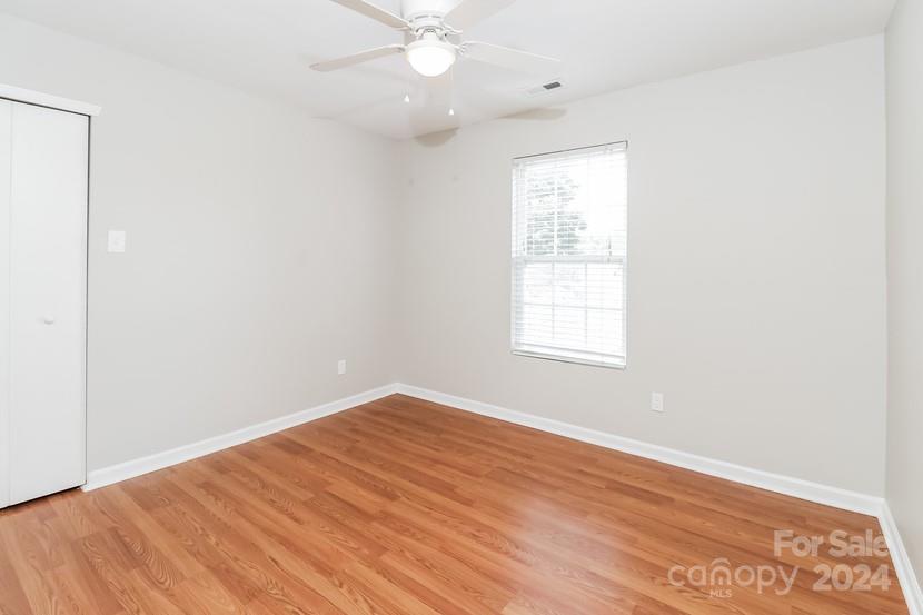612 Carybrook Court Property Photo 9
