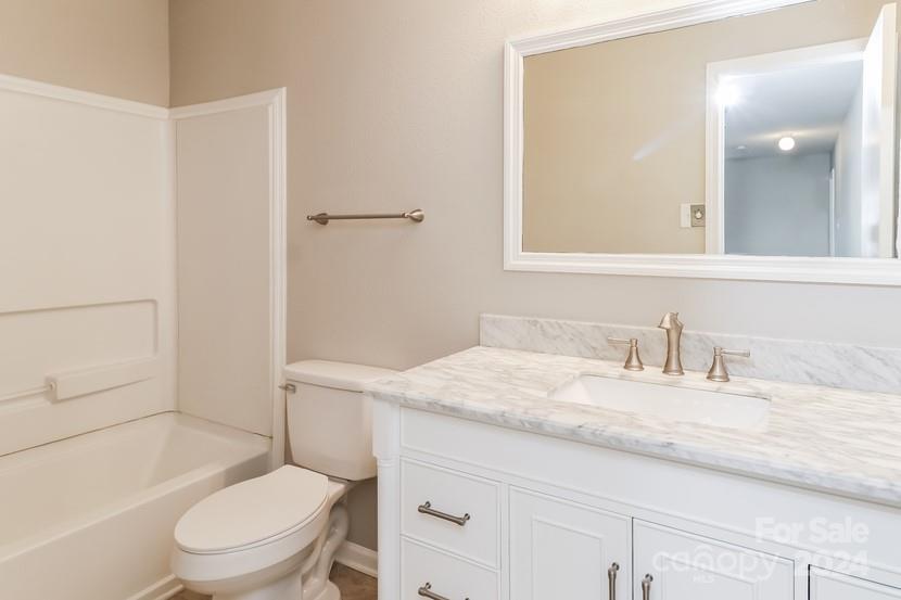 612 Carybrook Court Property Photo 12