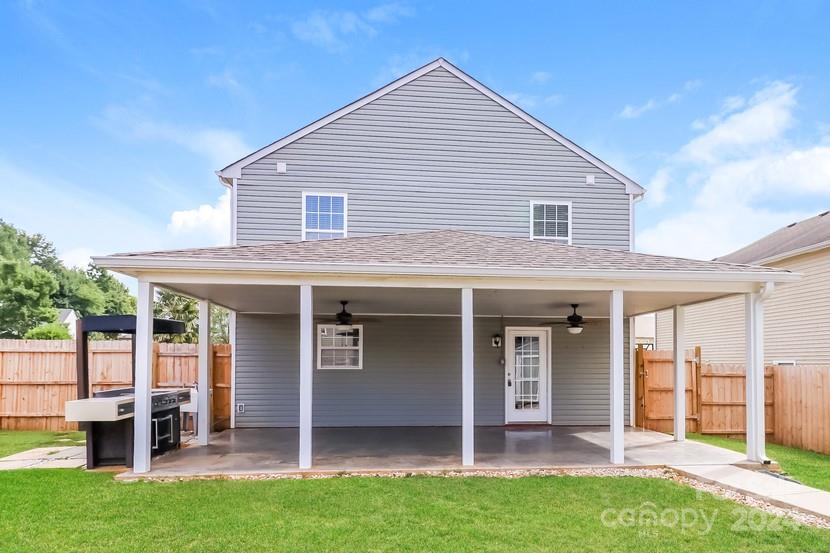 612 Carybrook Court Property Photo 15