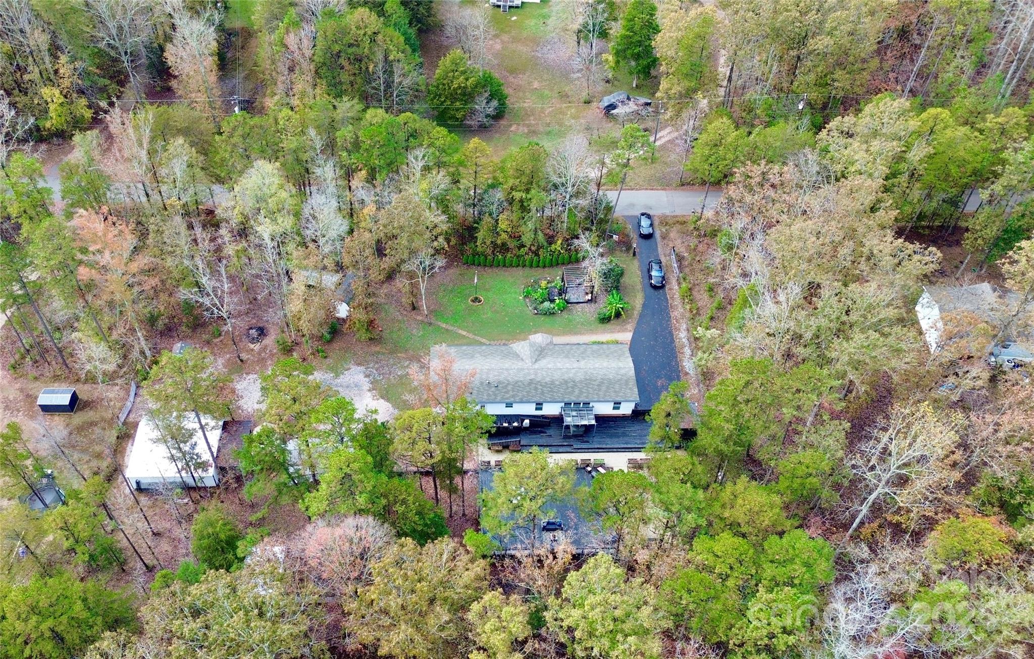 2164 Mission Road Property Photo 8