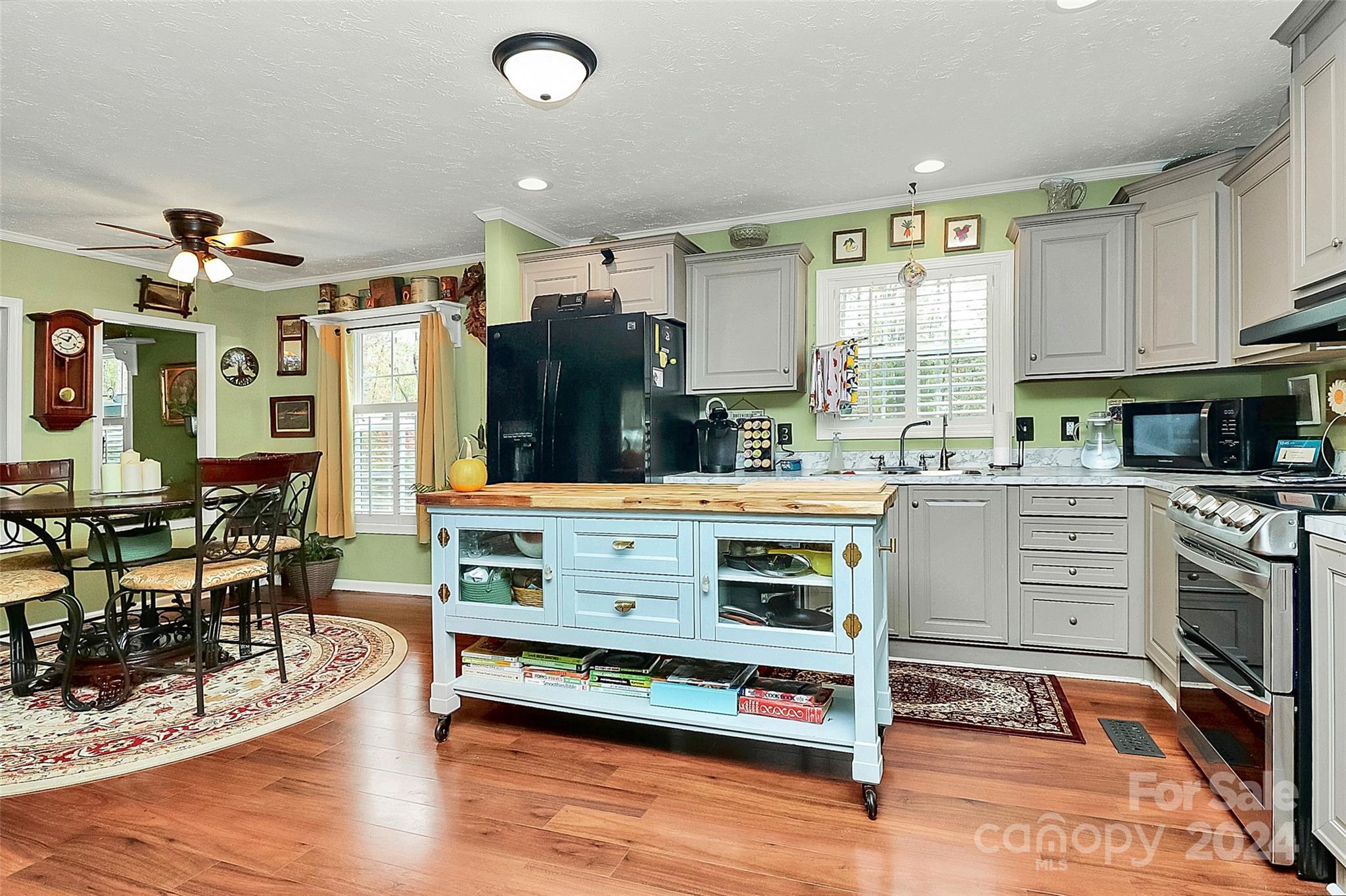 2164 Mission Road Property Photo 30