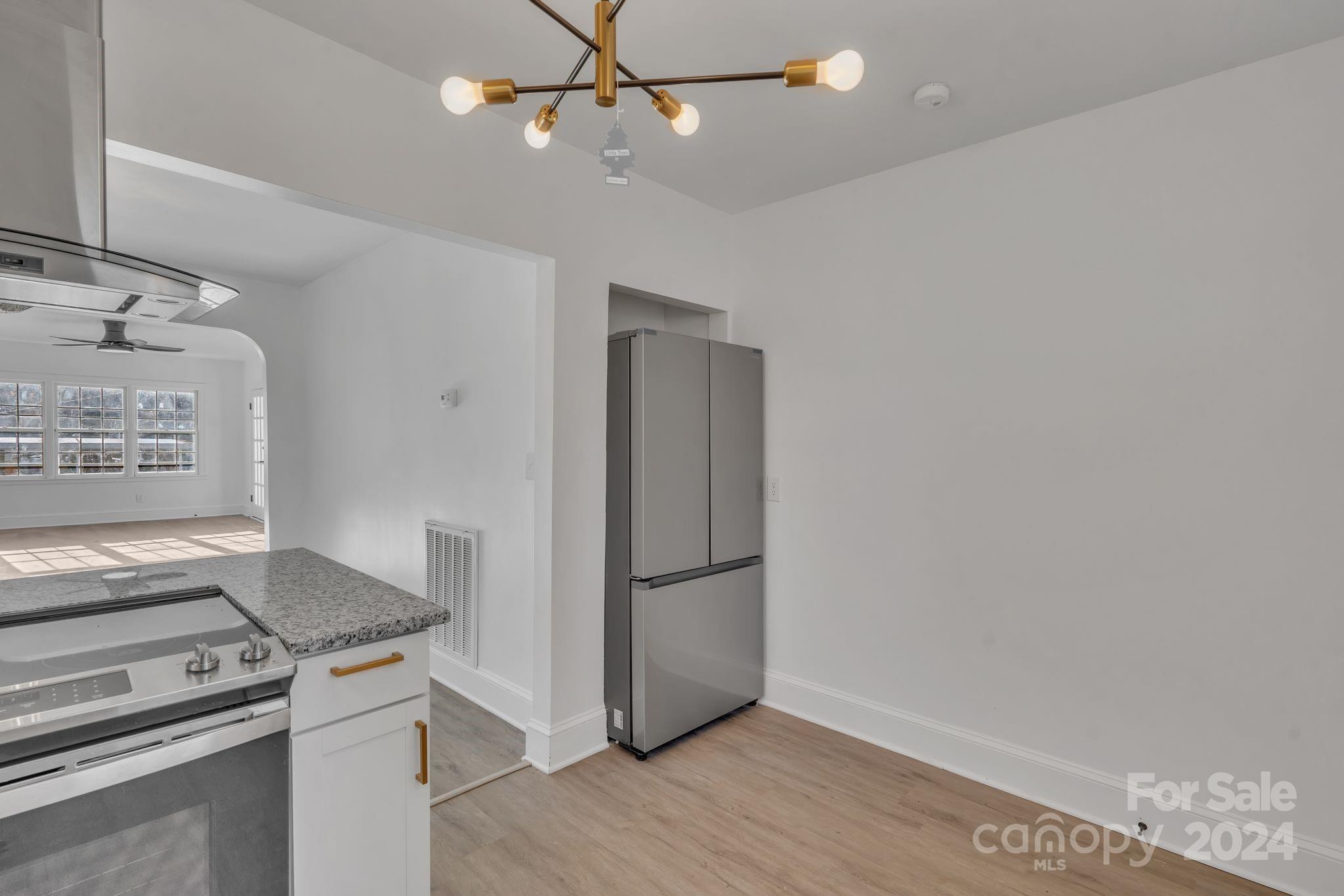 4315 Gibbon Road Property Photo 5