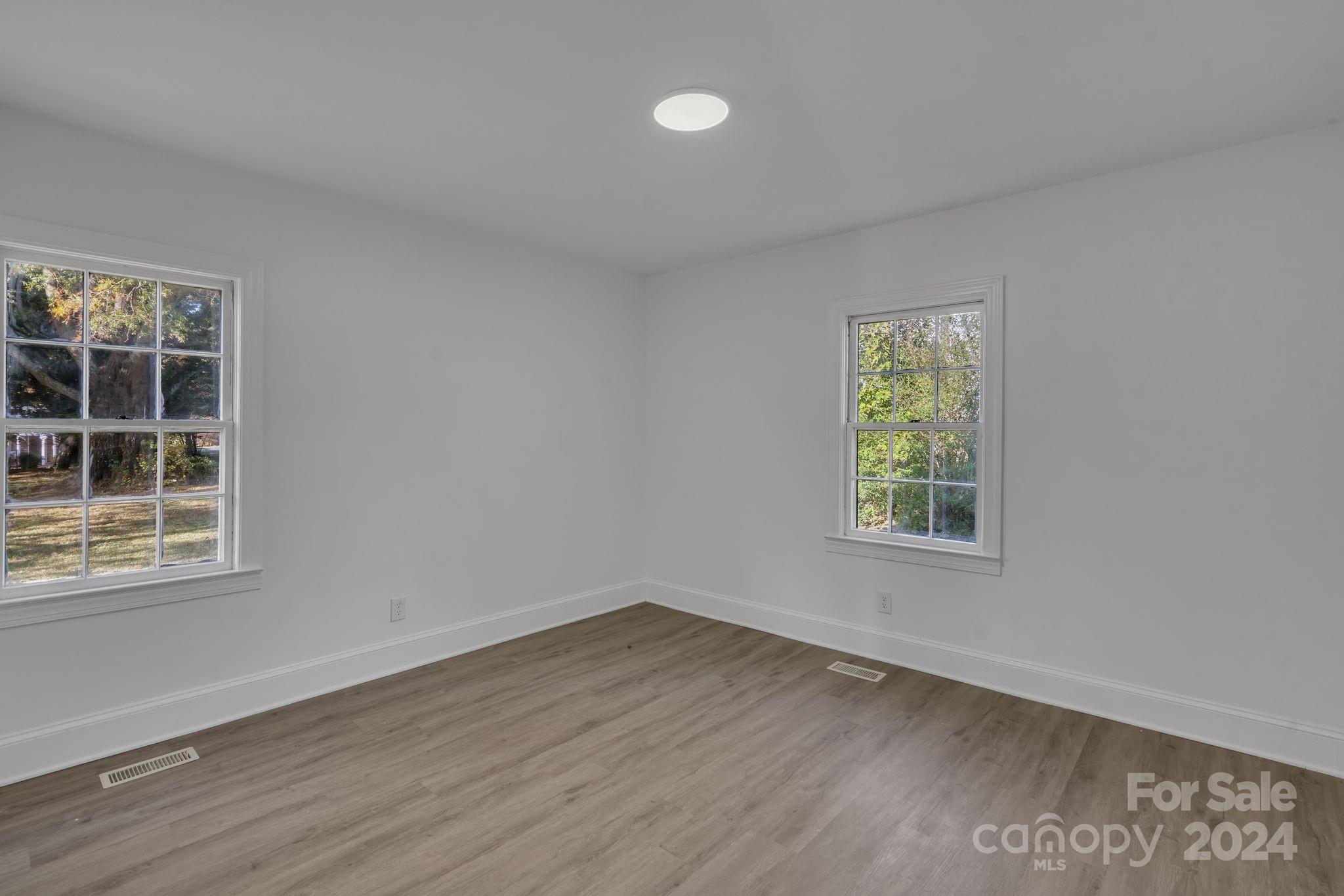 4315 Gibbon Road Property Photo 20